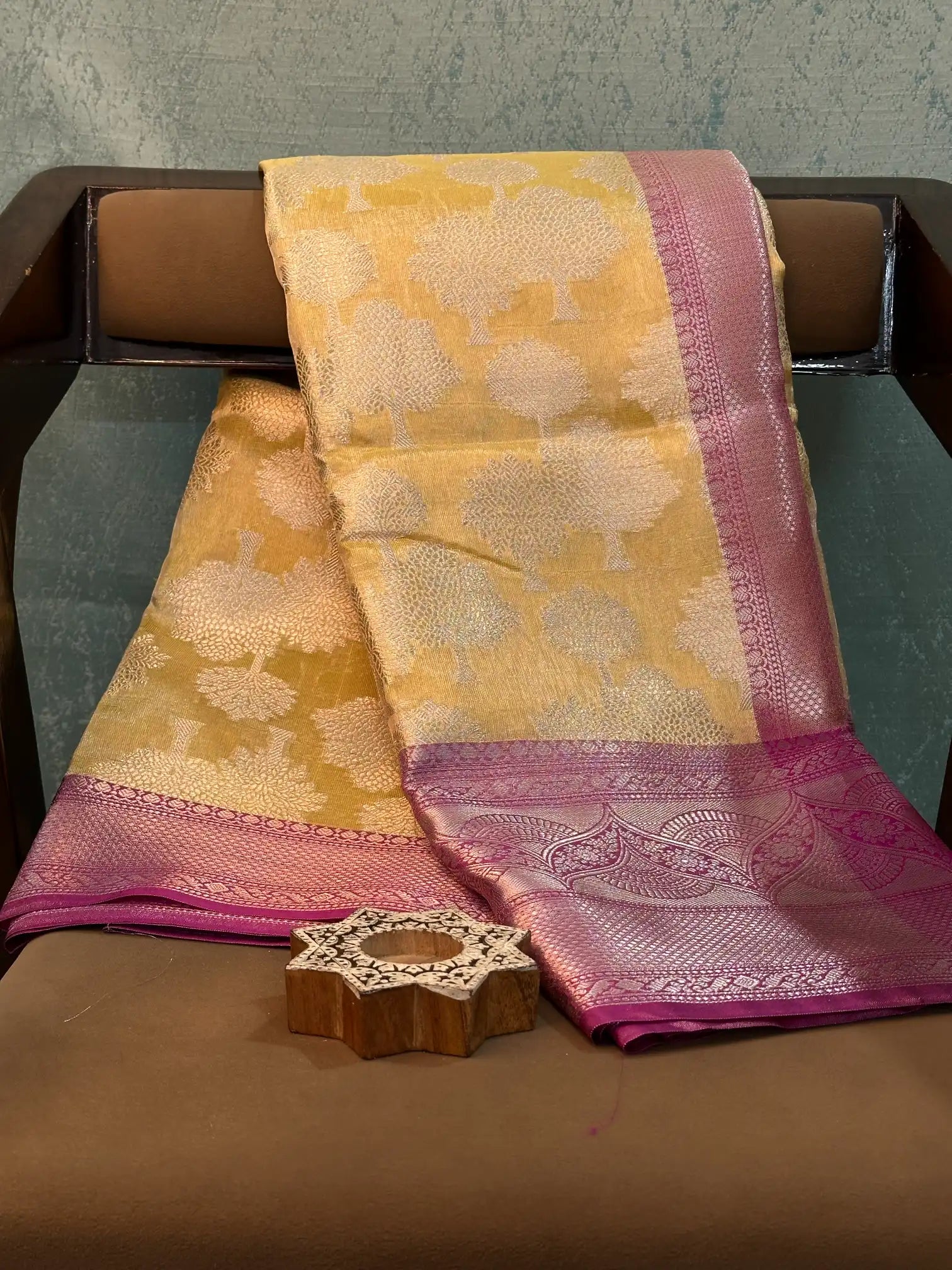 Eccentric Weave Softsilk Traditional Banarasi Saree