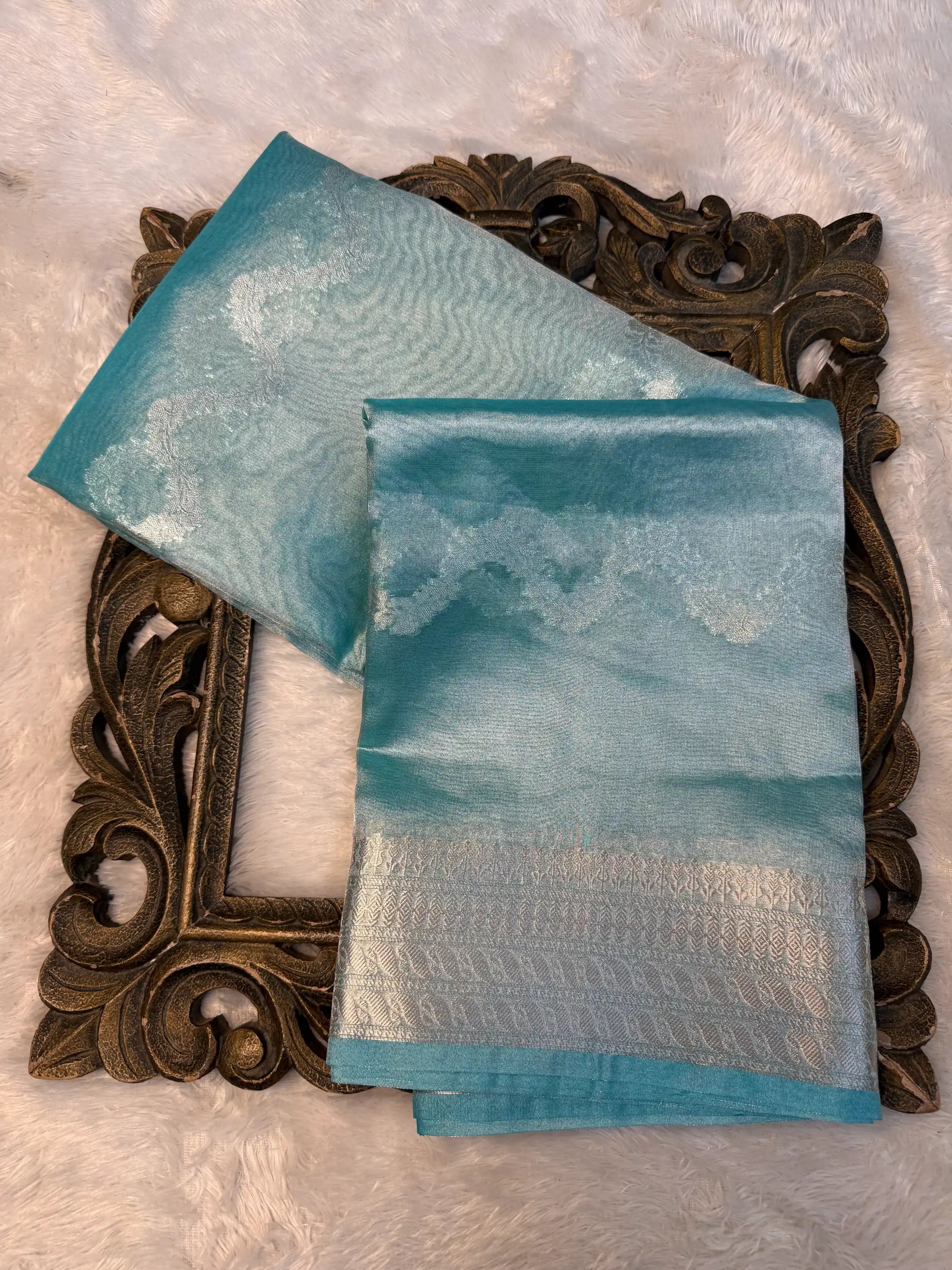 Contemporary Weave Kora Tissue Silk Banarasi Saree