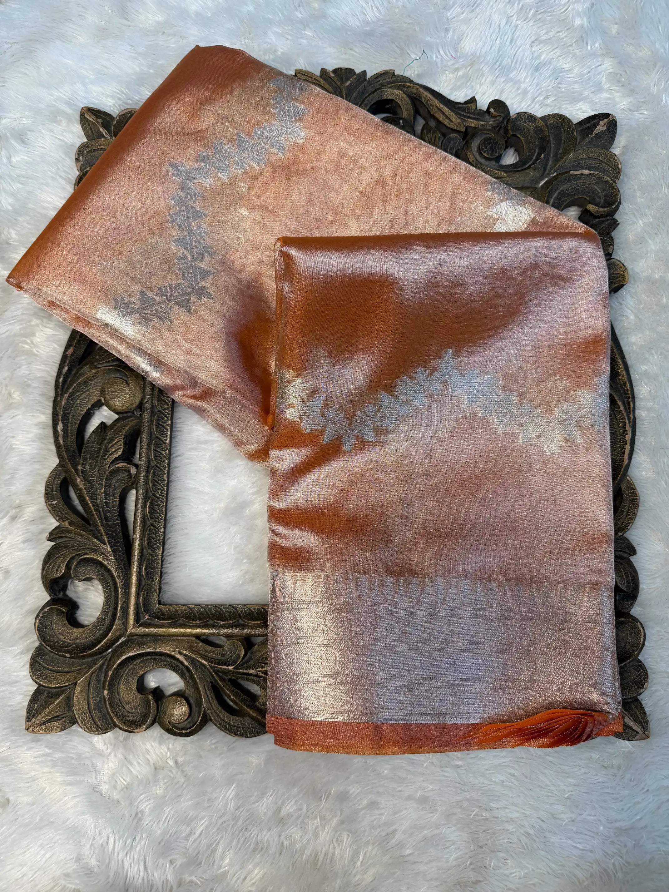 Contemporary Weave Kora Tissue Silk Banarasi Saree