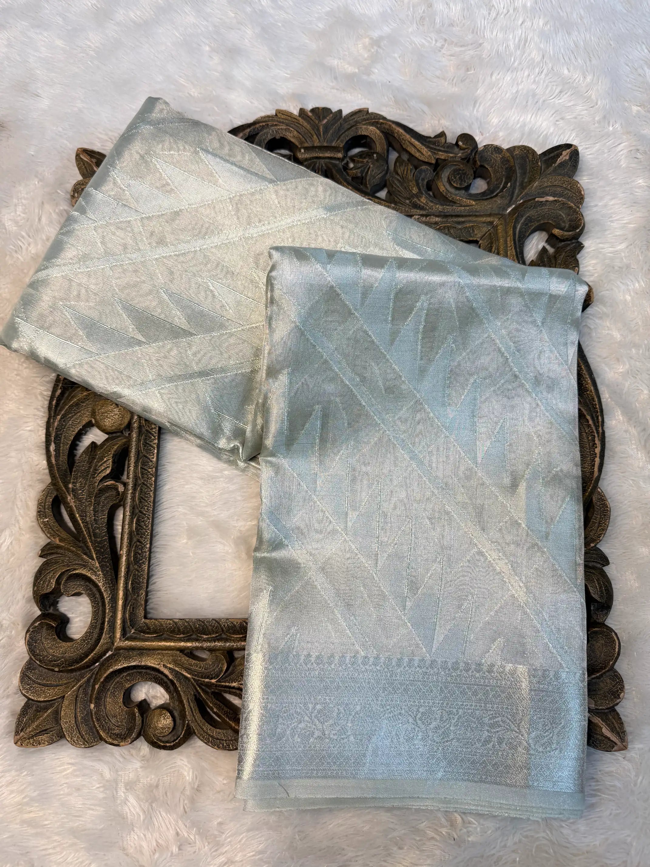 Contemporary Weave Kora Tissue Silk Banarasi Saree
