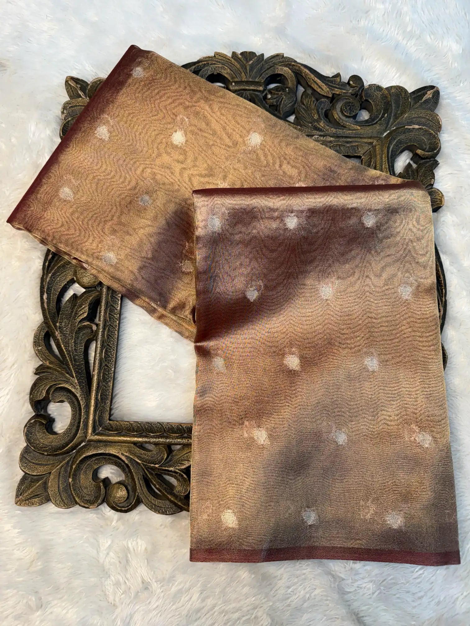 Contemporary Weave Kora Tissue Silk Banarasi Saree