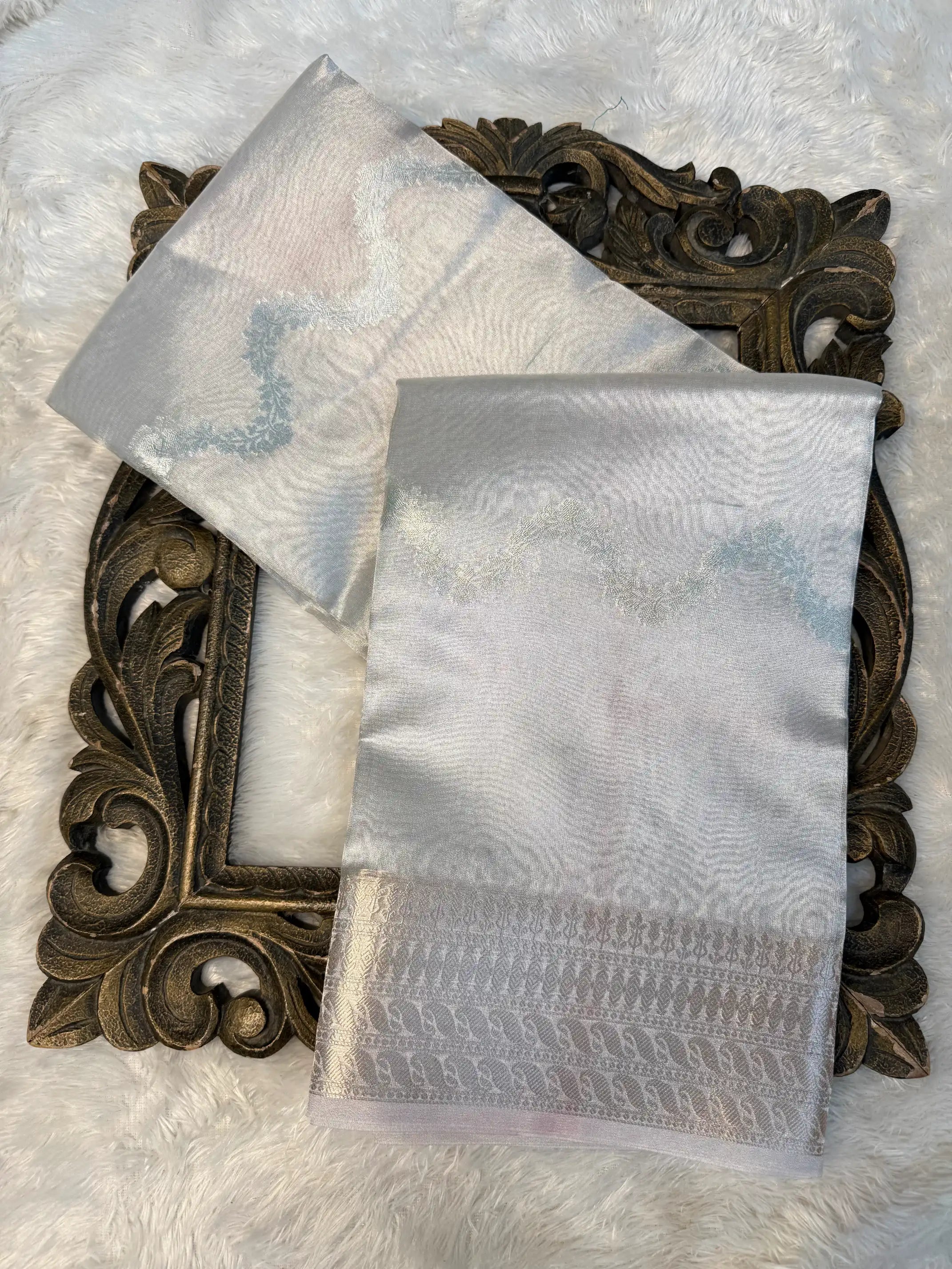 Contemporary Weave Kora Tissue Silk Banarasi Saree