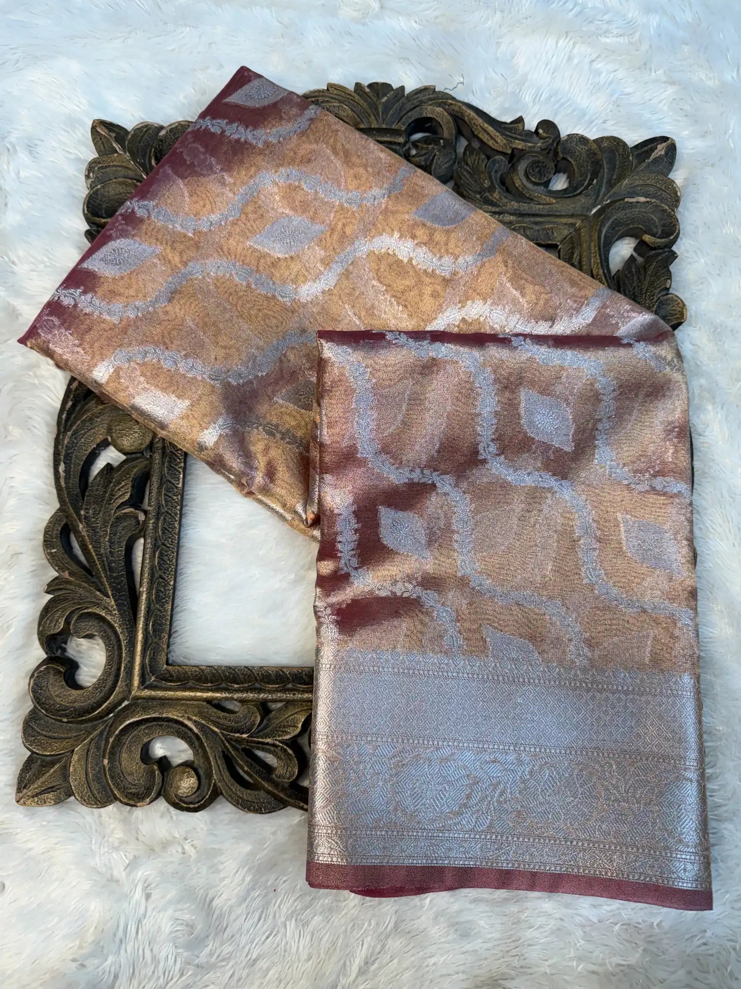 Eccentric Weave Softsilk Traditional Banarasi Saree