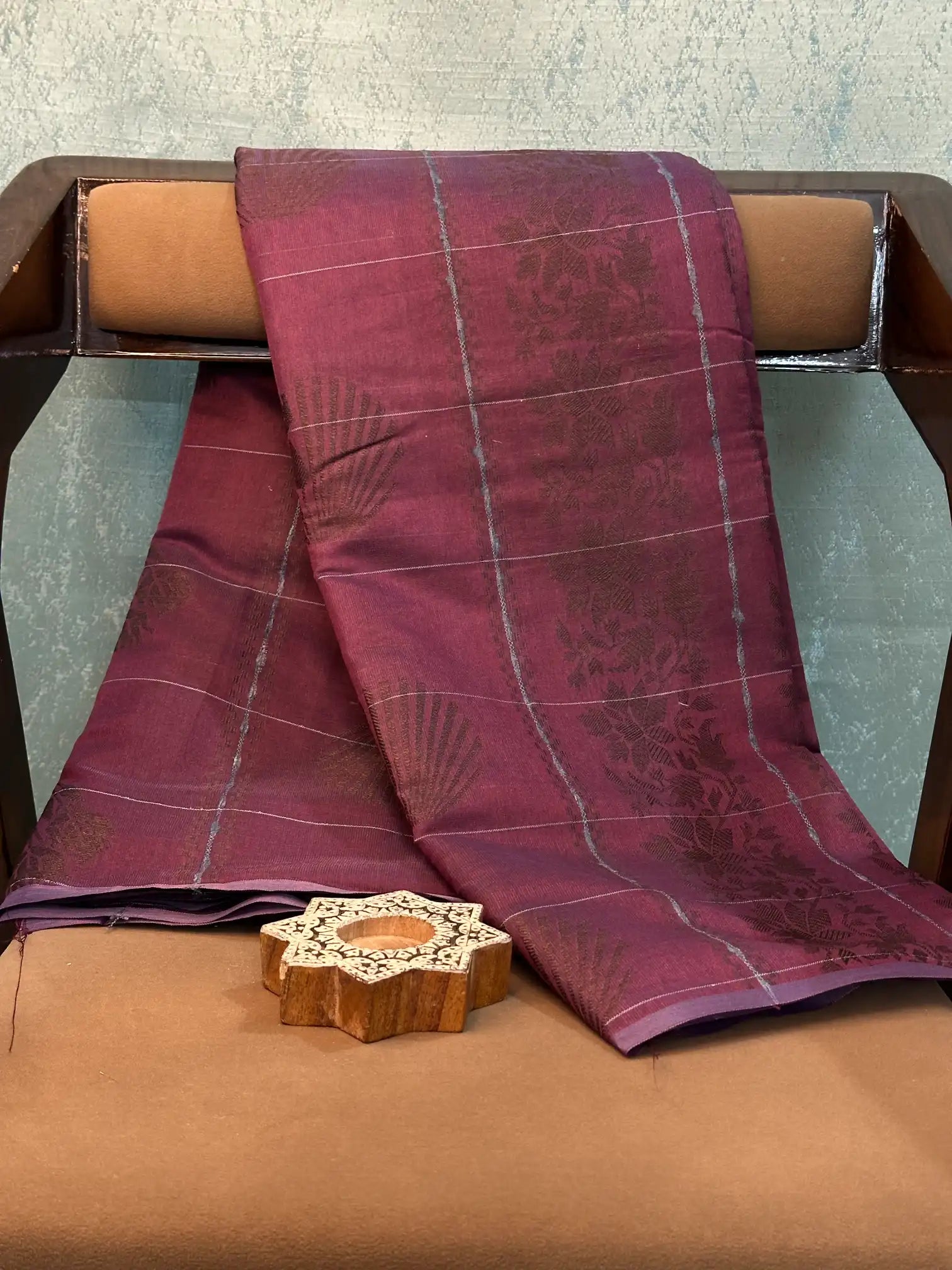 Contemporary Weave Kora Tissue Silk Banarasi Saree
