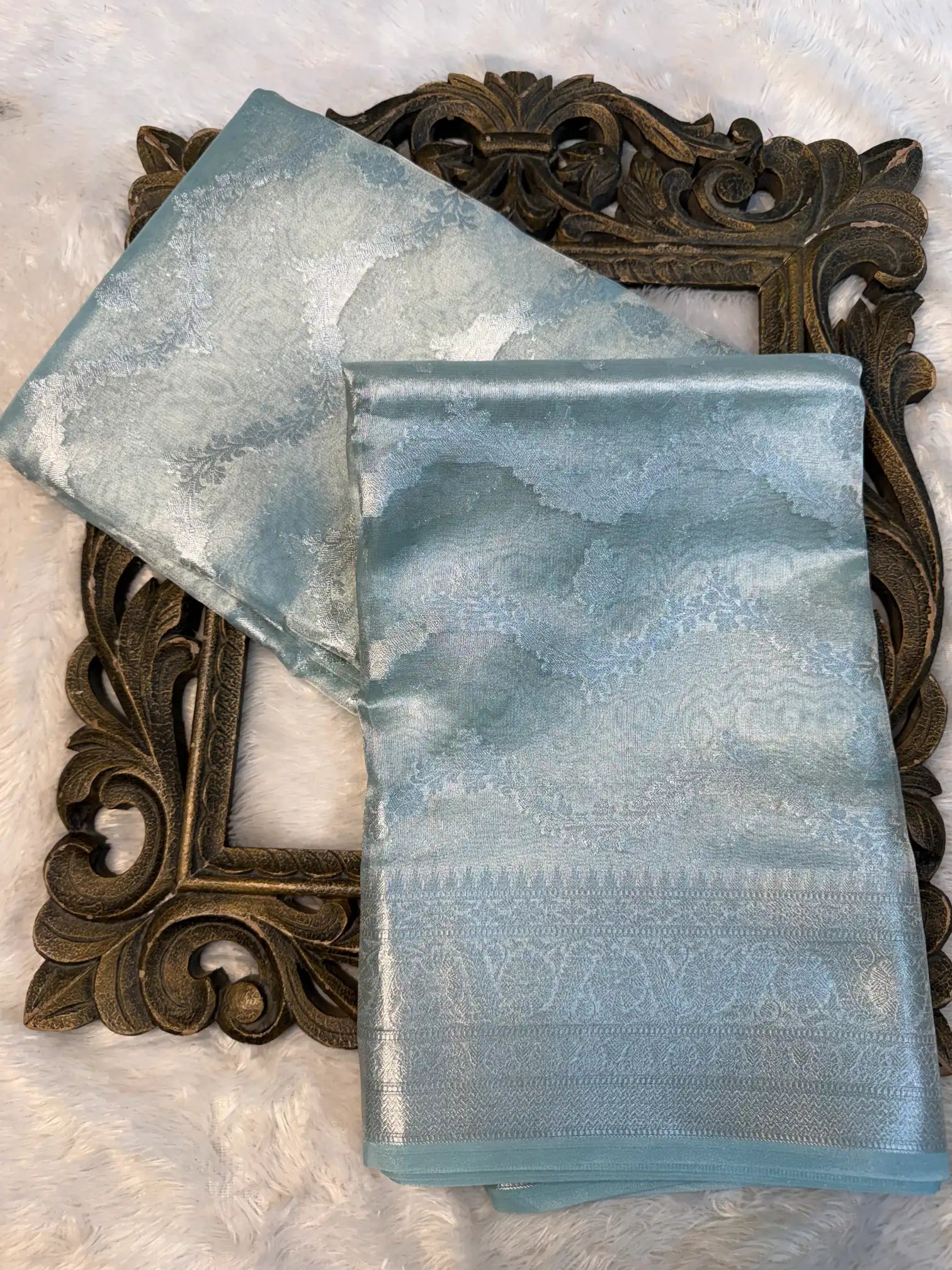 Contemporary Weave Kora Tissue Silk Banarasi Saree