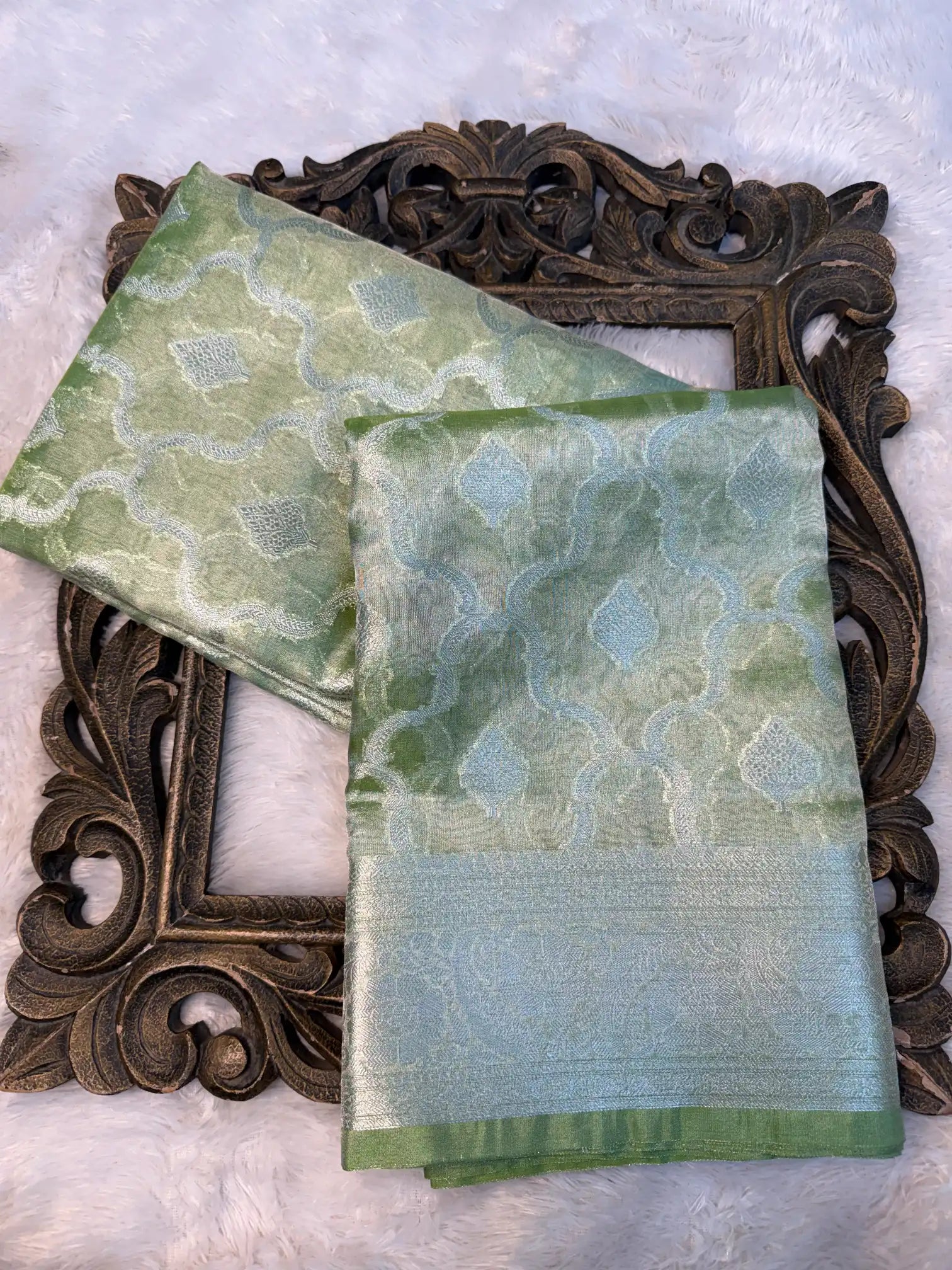 Contemporary Weave Kora Tissue Silk Banarasi Saree