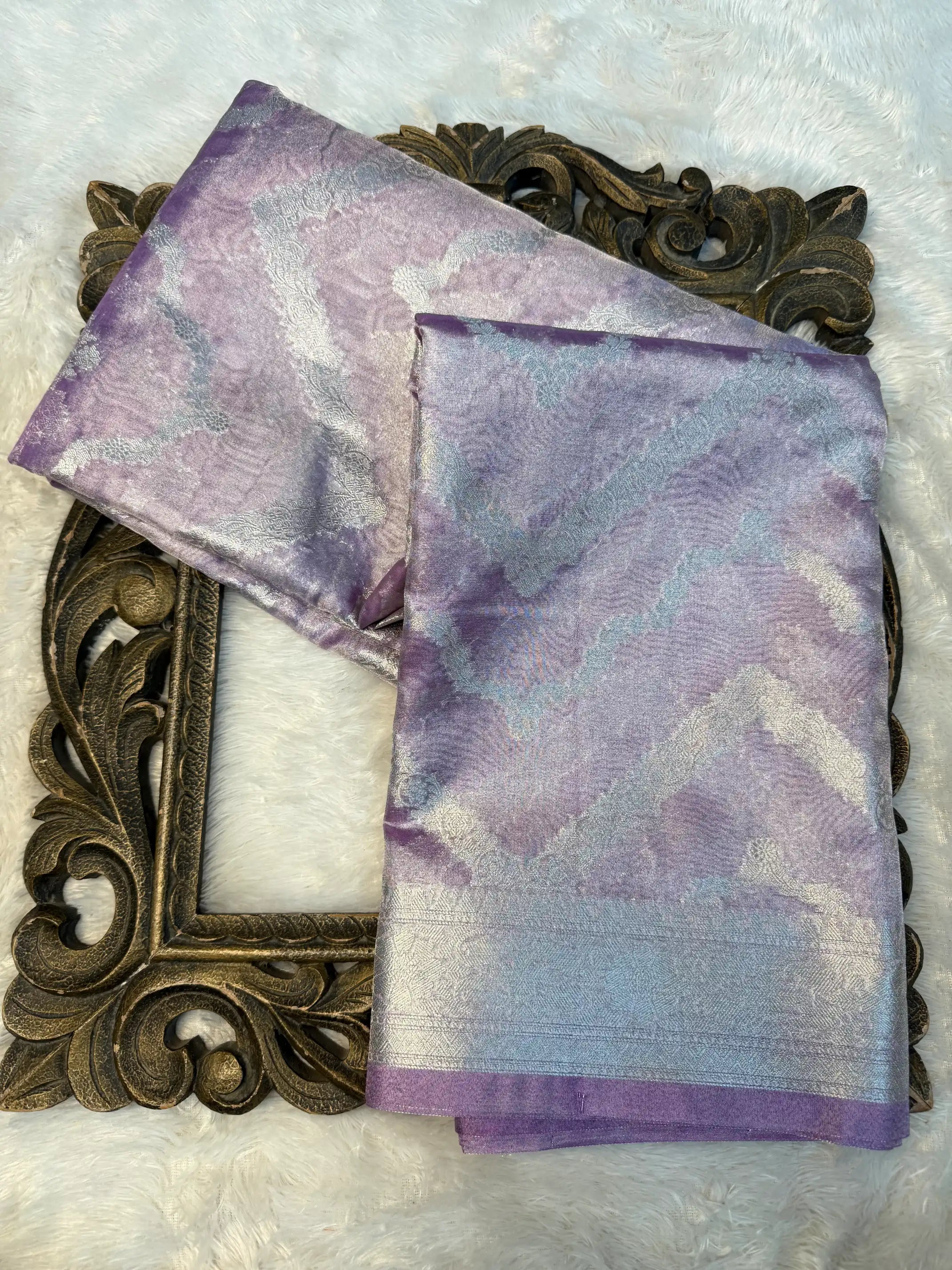 Contemporary Weave Kora Tissue Silk Banarasi Saree