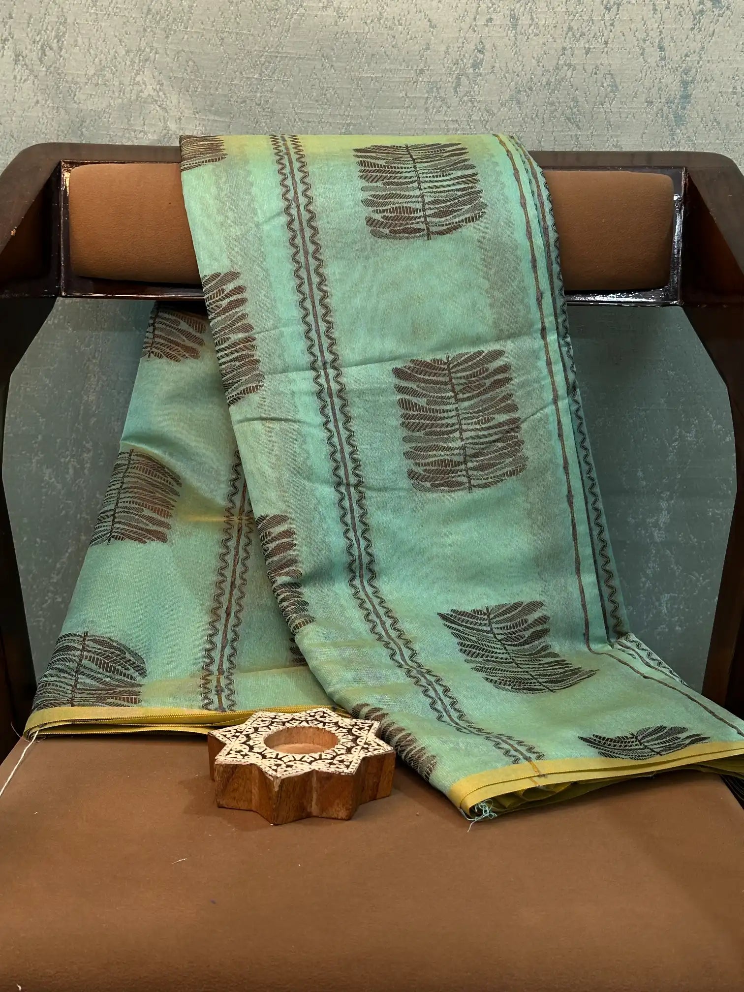 Eccentric Weave Softsilk Traditional Banarasi Saree
