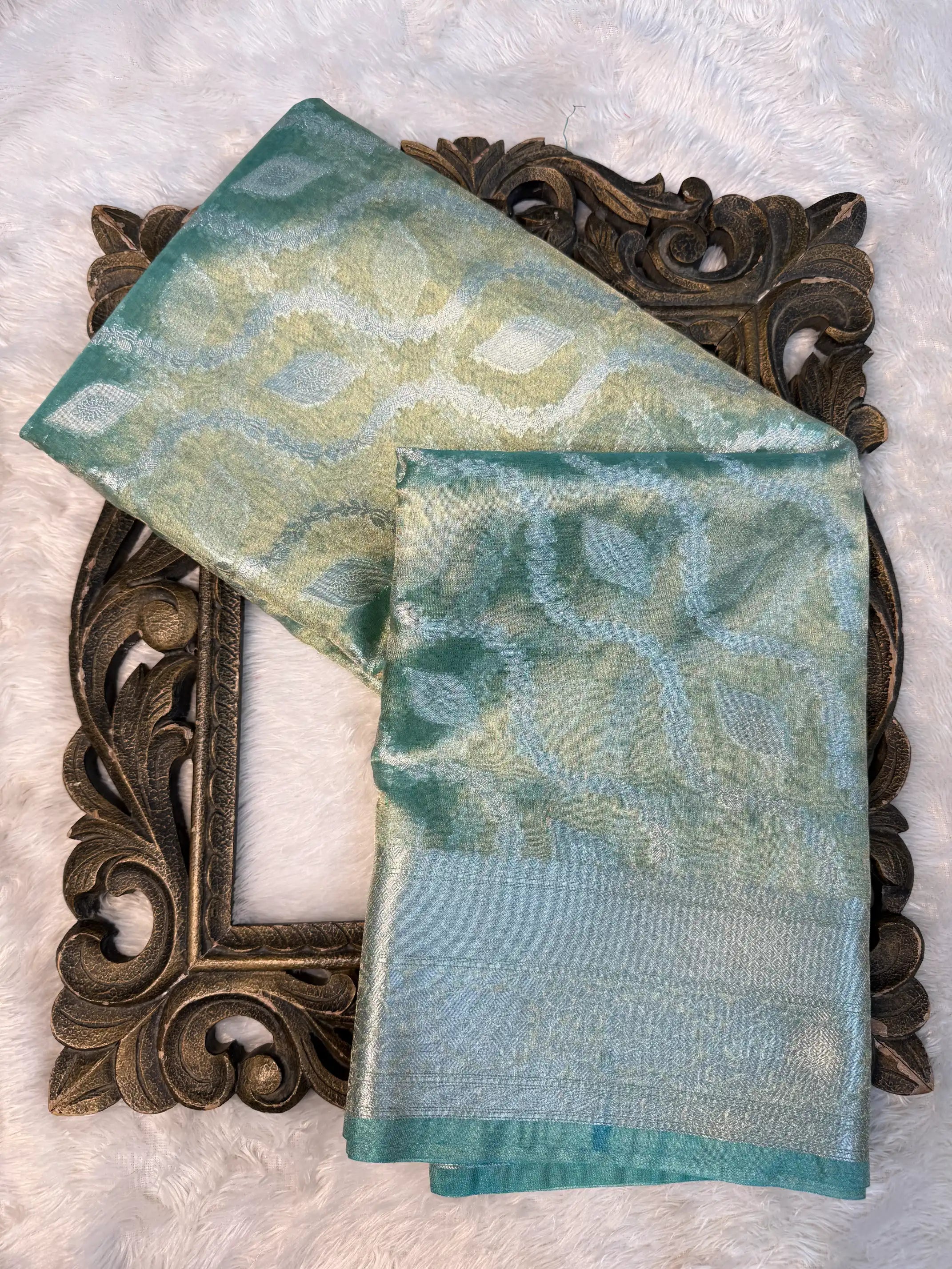 Contemporary Weave Kora Tissue Silk Banarasi Saree