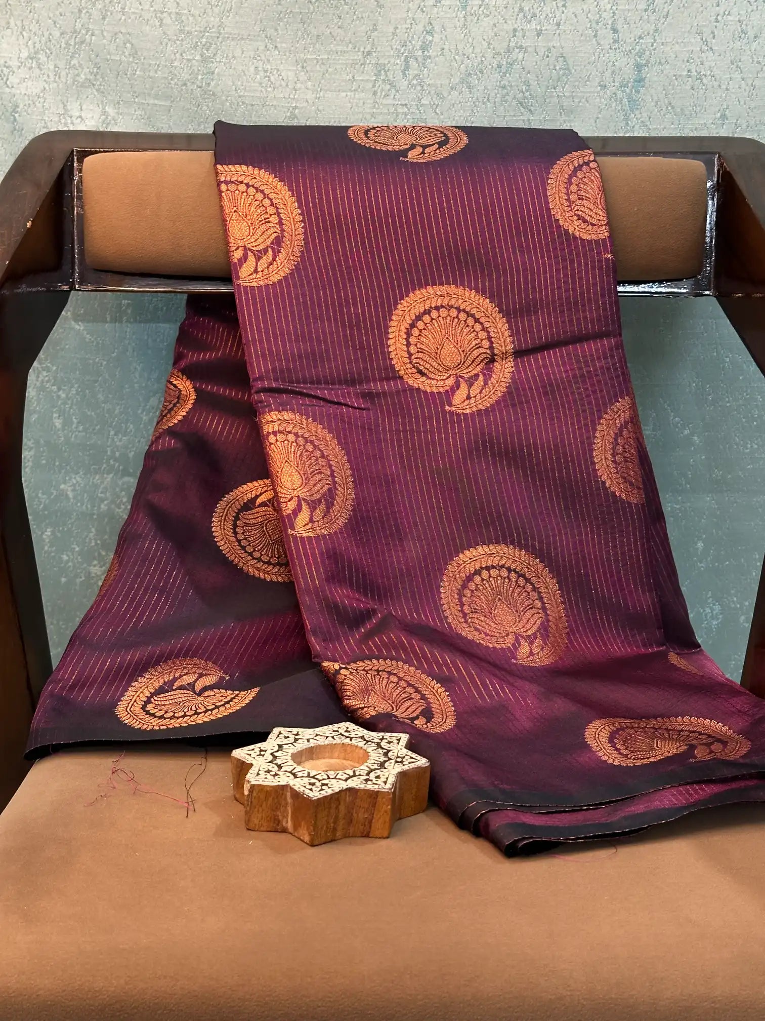Contemporary Weave Kora Tissue Silk Banarasi Saree