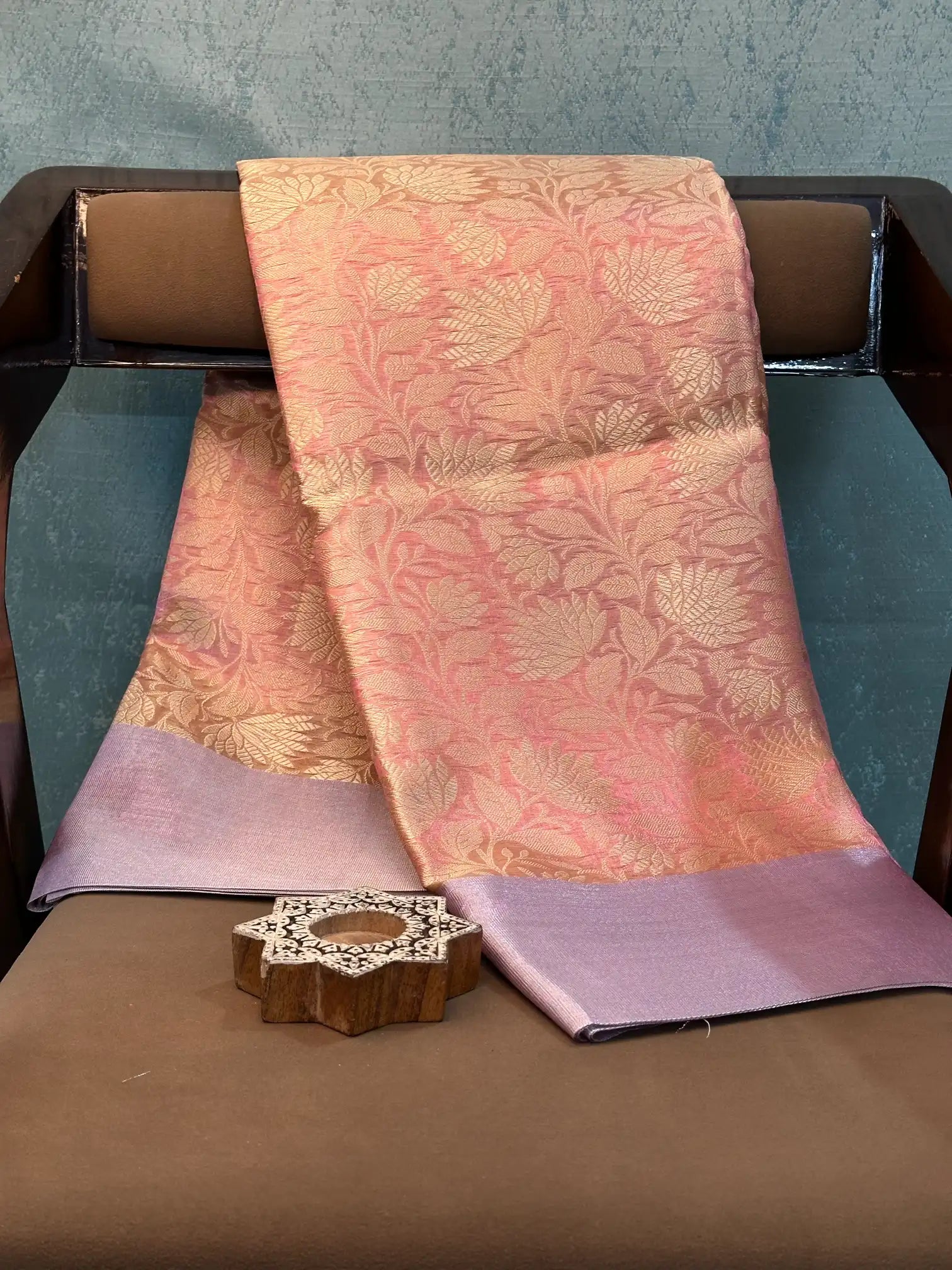 Contemporary Weave Kora Tissue Silk Banarasi Saree