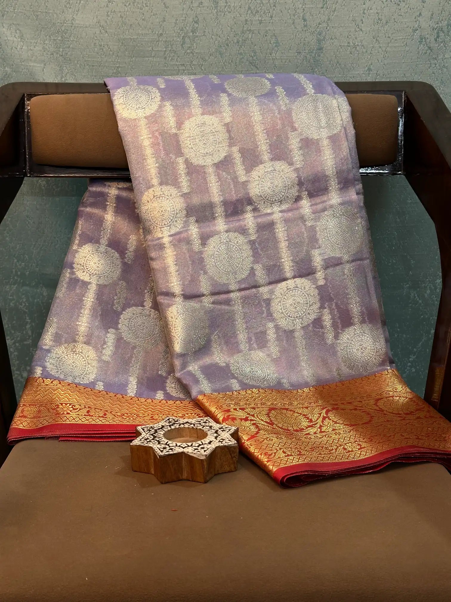 Eccentric Weave Softsilk Traditional Banarasi Saree