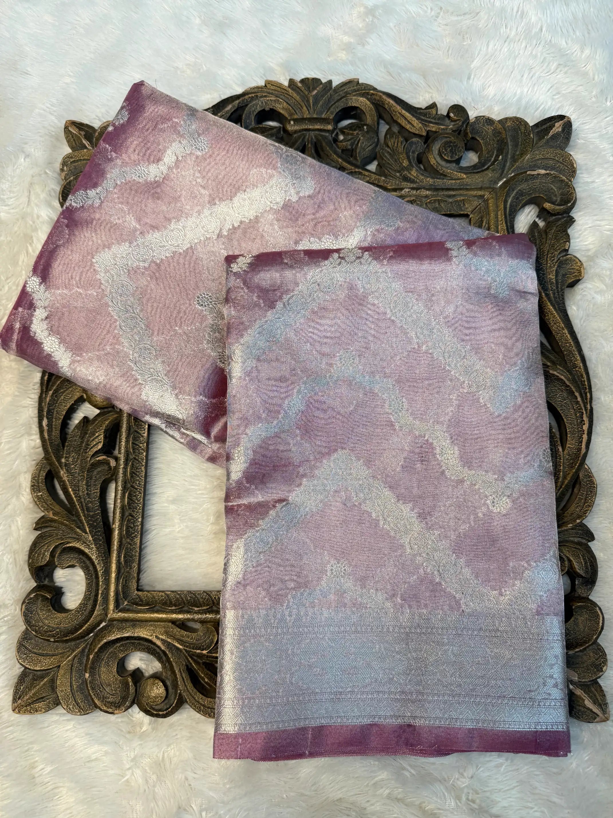 Eccentric Weave Softsilk Traditional Banarasi Saree