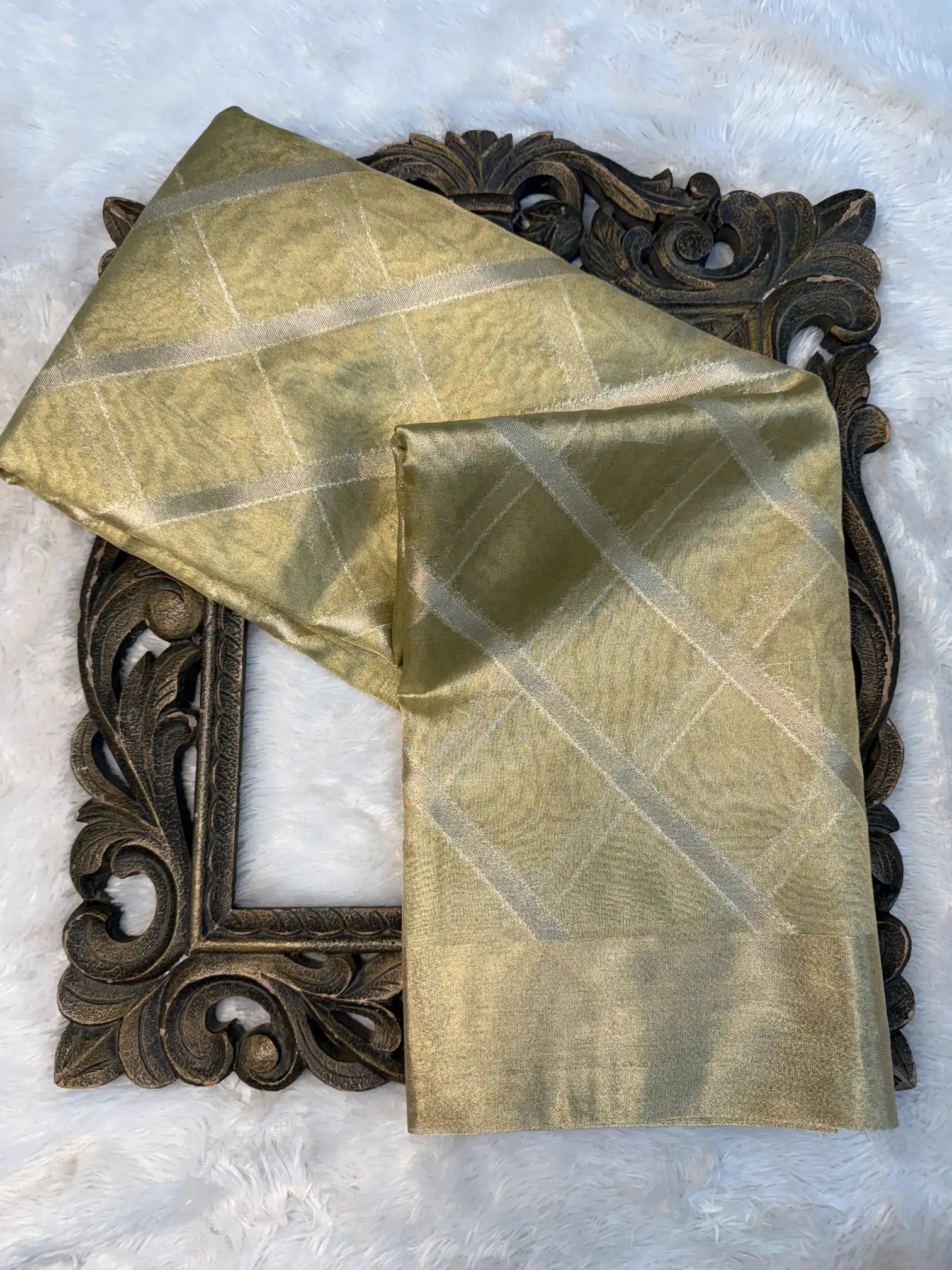 Eccentric Weave Softsilk Traditional Banarasi Saree