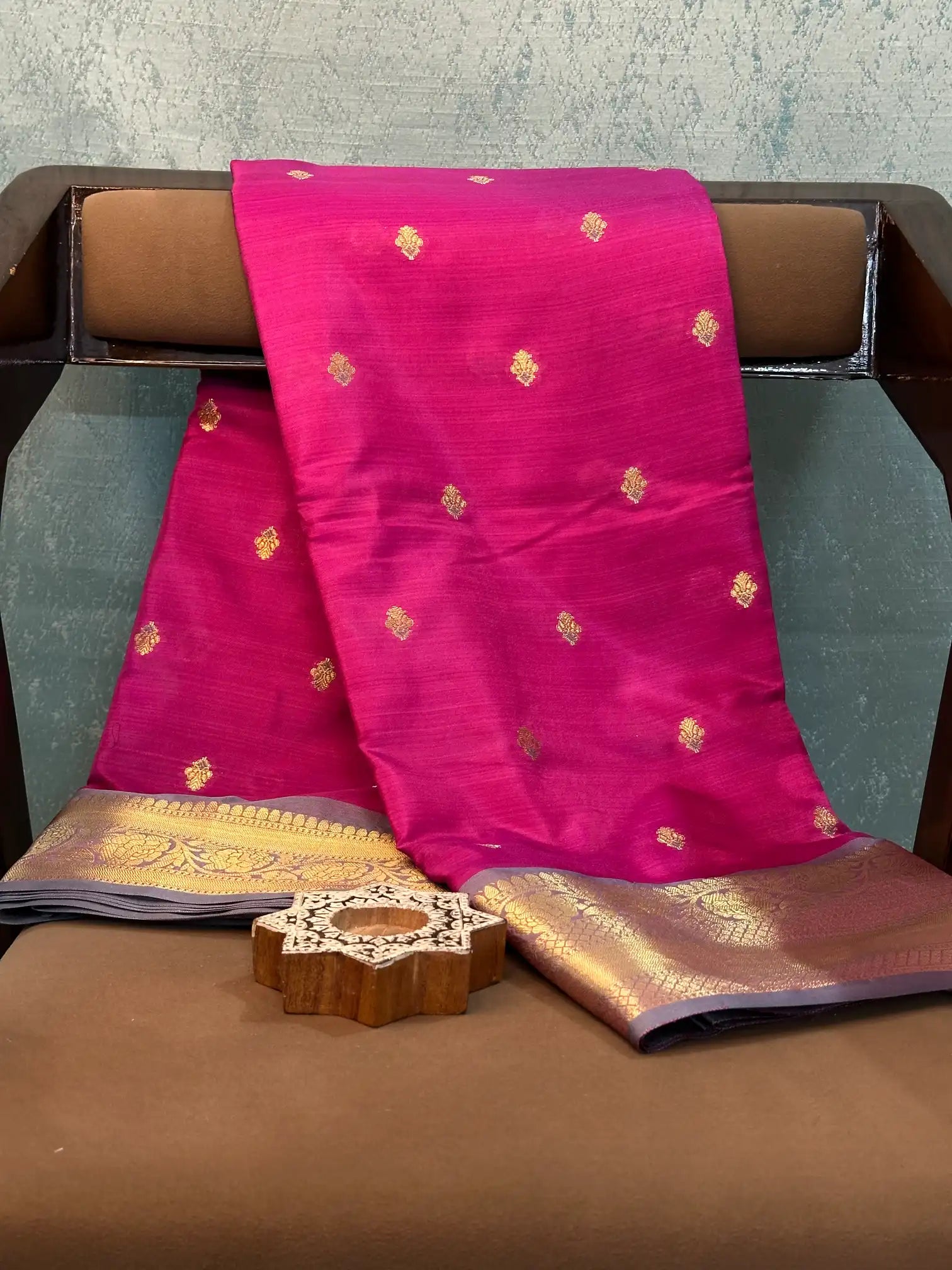 Eccentric Weave Softsilk Traditional Banarasi Saree