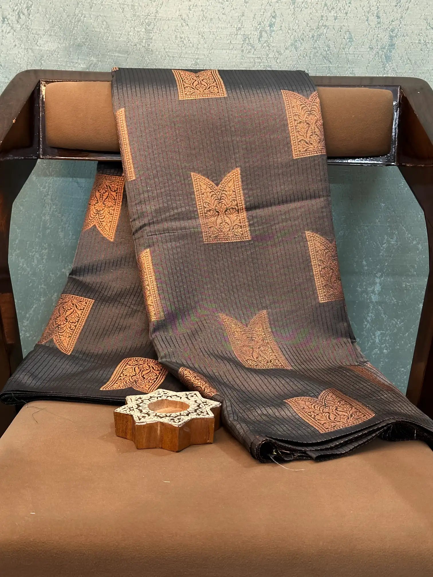 Eccentric Weave Softsilk Traditional Banarasi Saree
