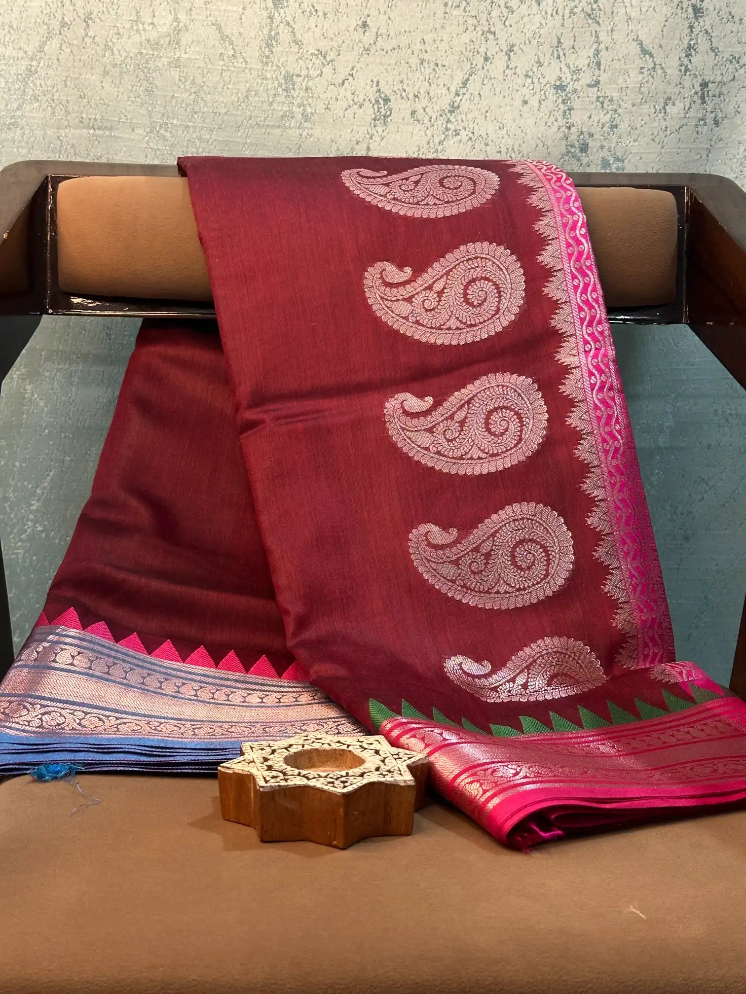 Eccentric Weave Softsilk Traditional Banarasi Saree