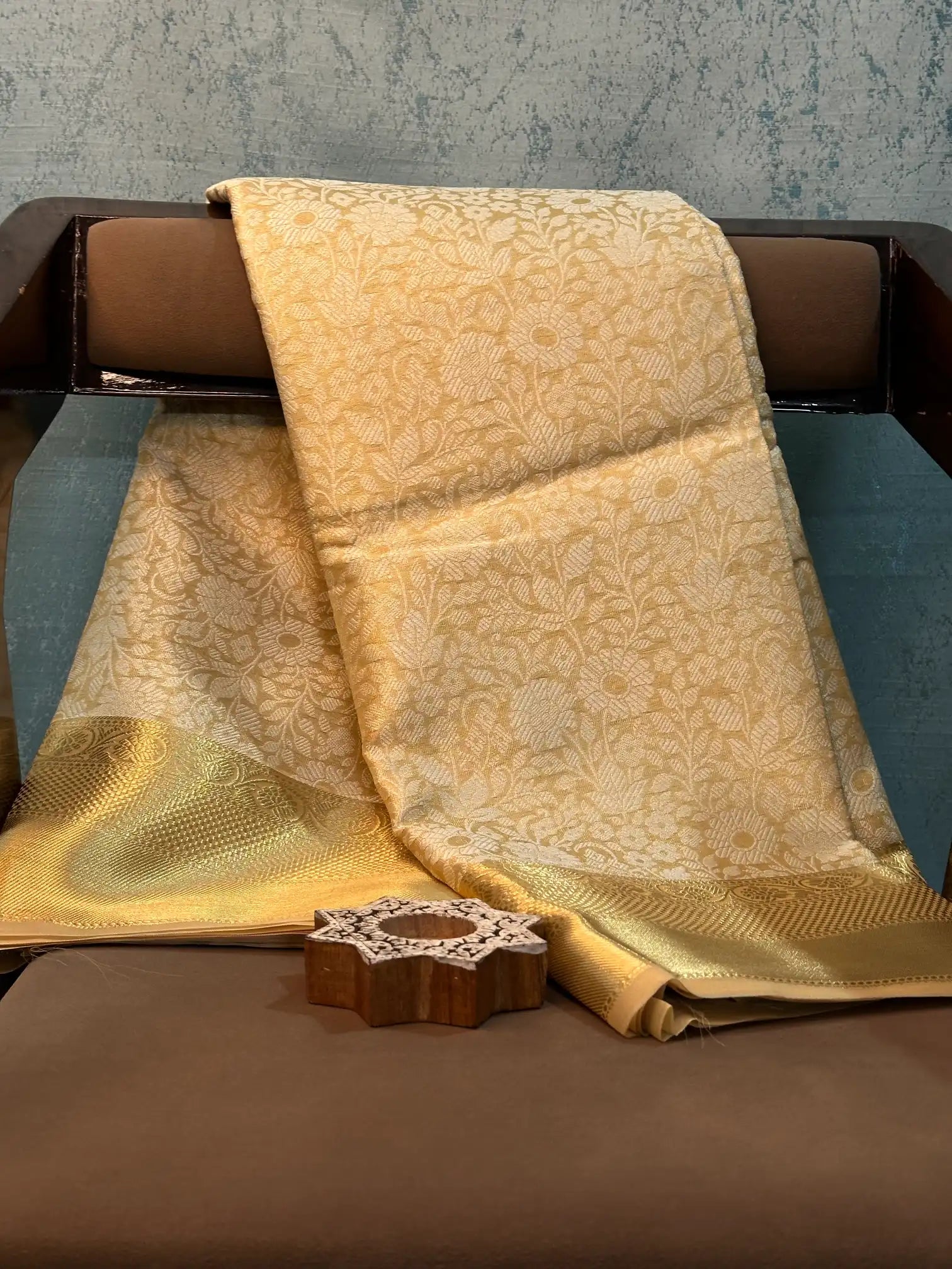 Jacquard Weave Soft Beautiful Banarasi Saree