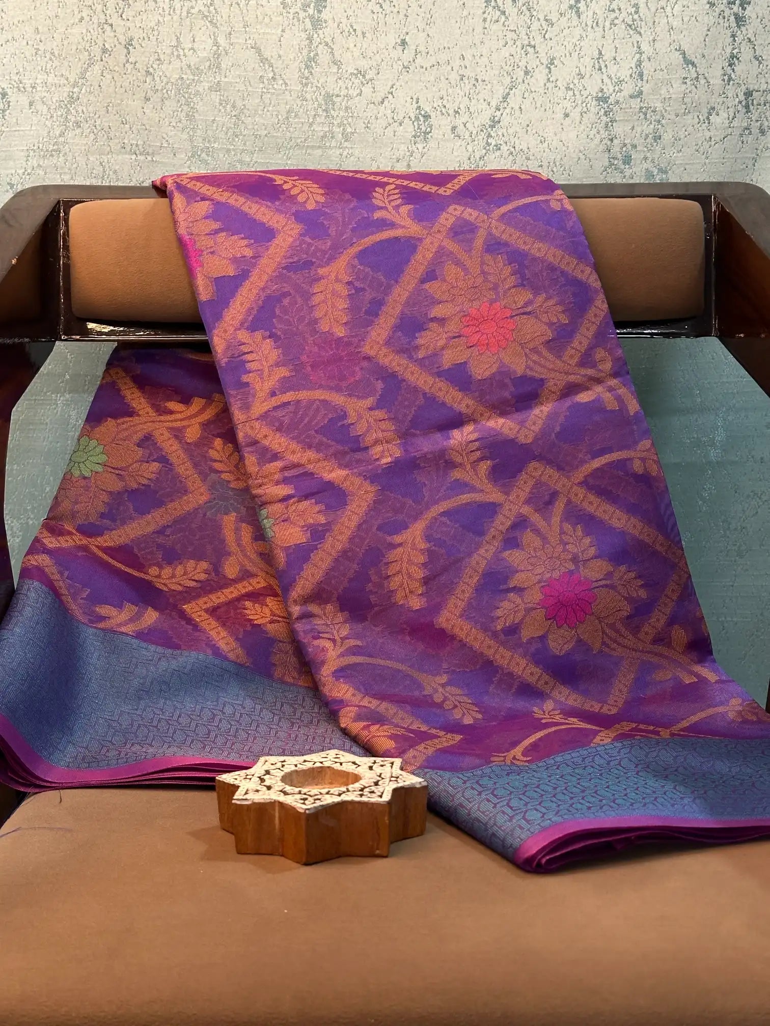 Eccentric Weave Softsilk Traditional Banarasi Saree