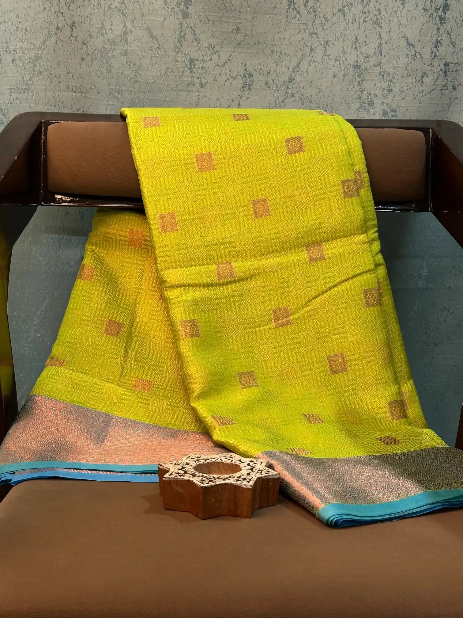 Jacquard Weave Soft Beautiful Banarasi Saree
