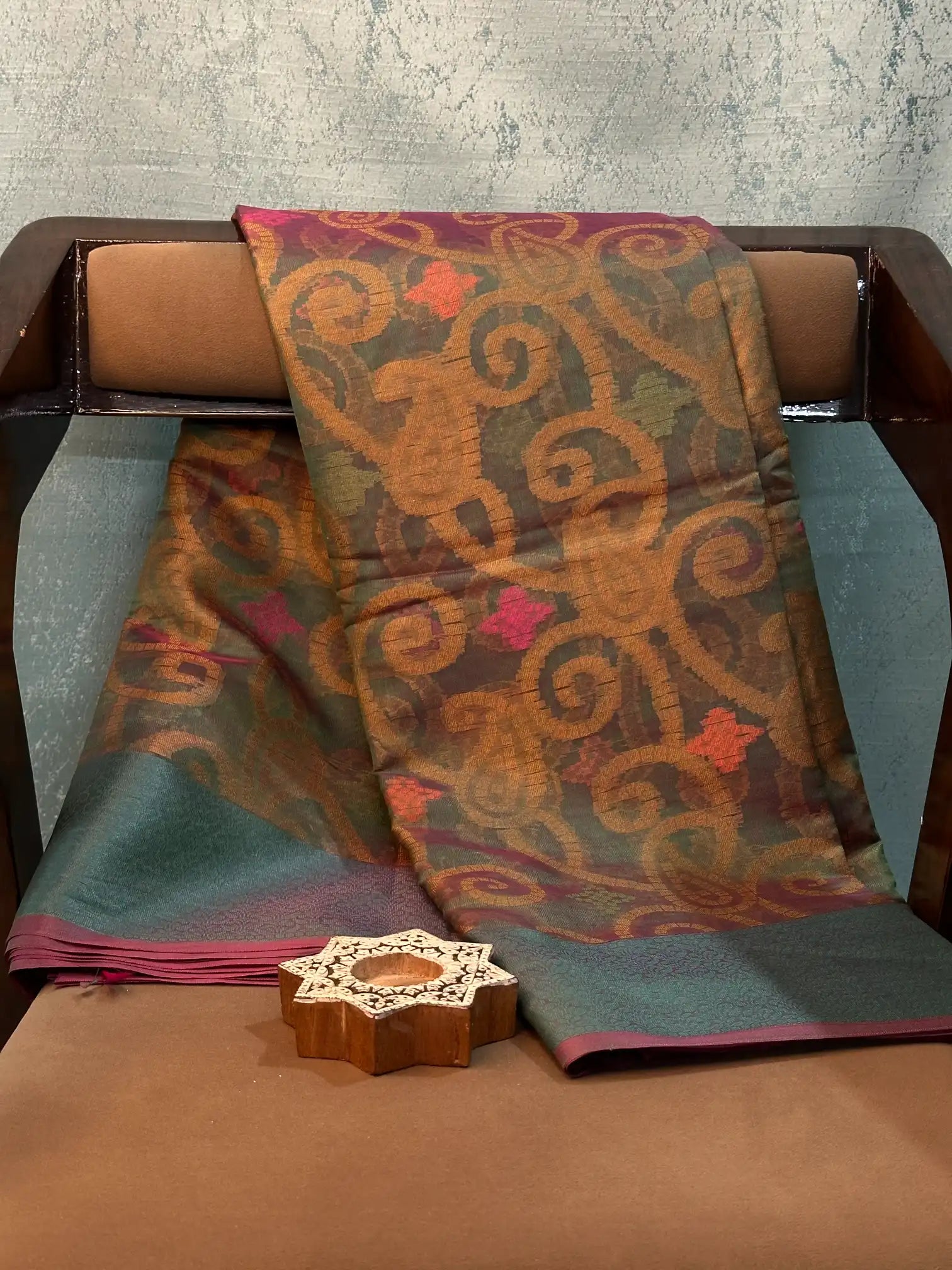 Eccentric Weave Softsilk Traditional Banarasi Saree