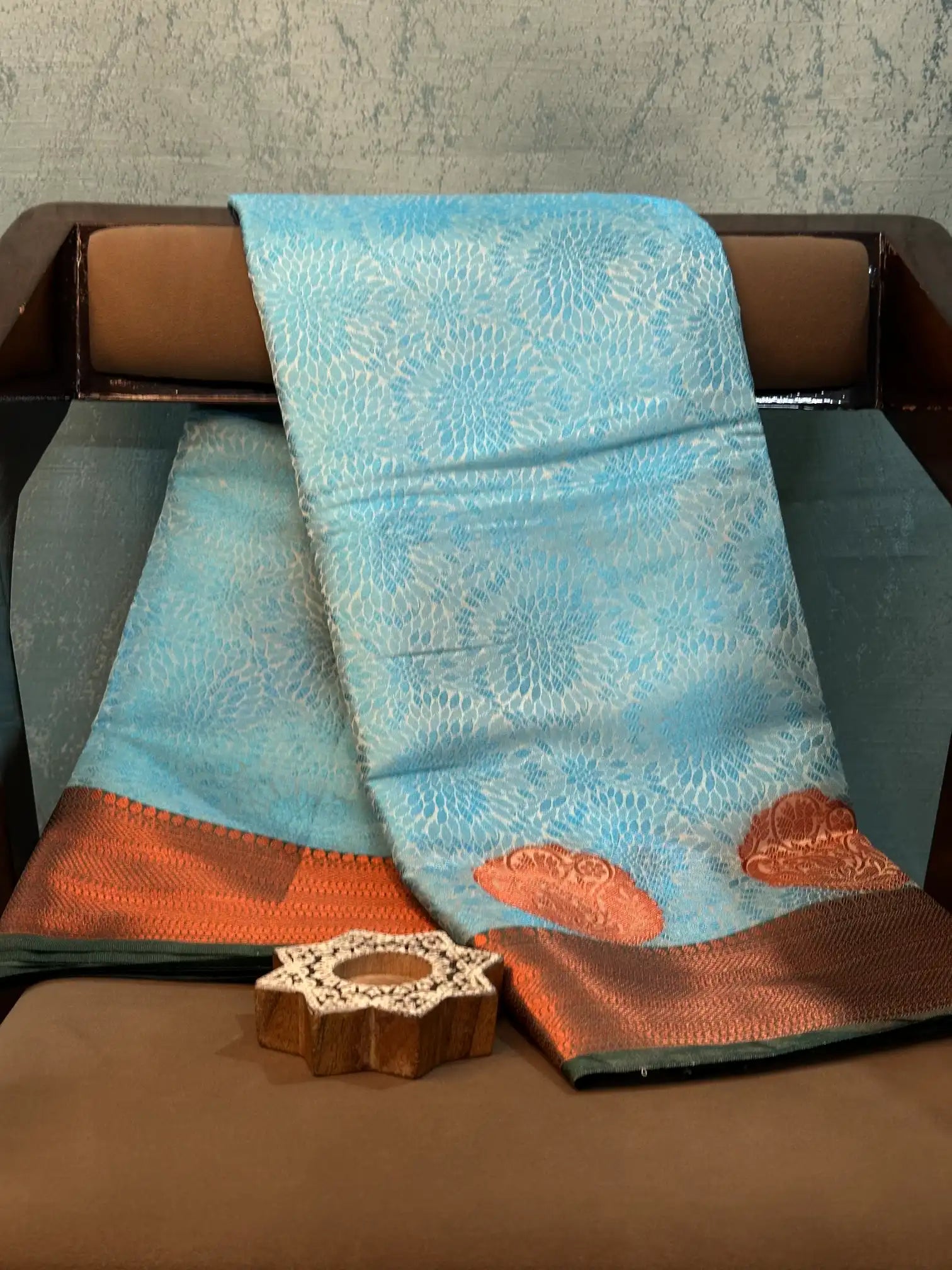 Jacquard Weave Soft Beautiful Banarasi Saree