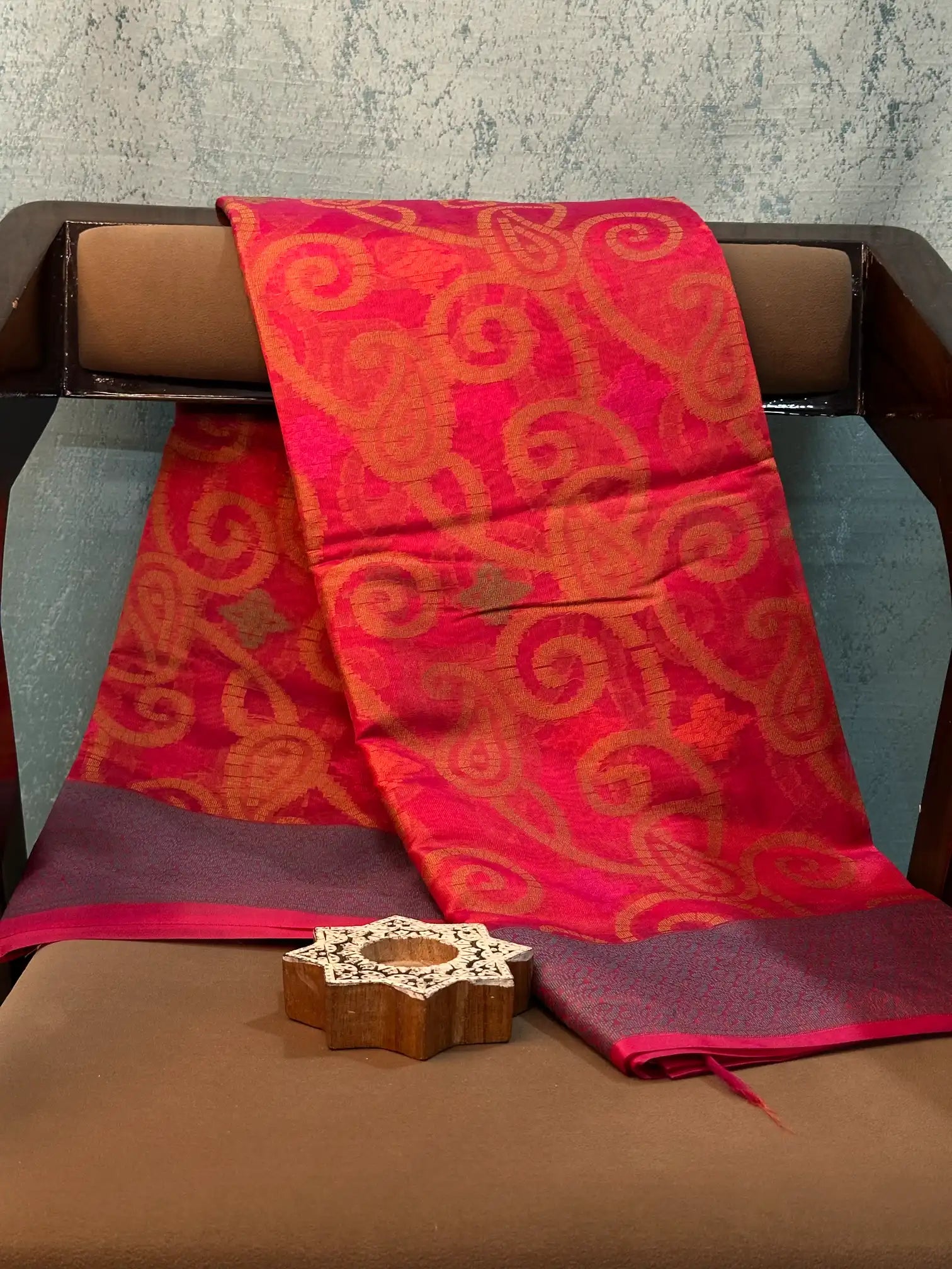 Eccentric Weave Softsilk Traditional Banarasi Saree