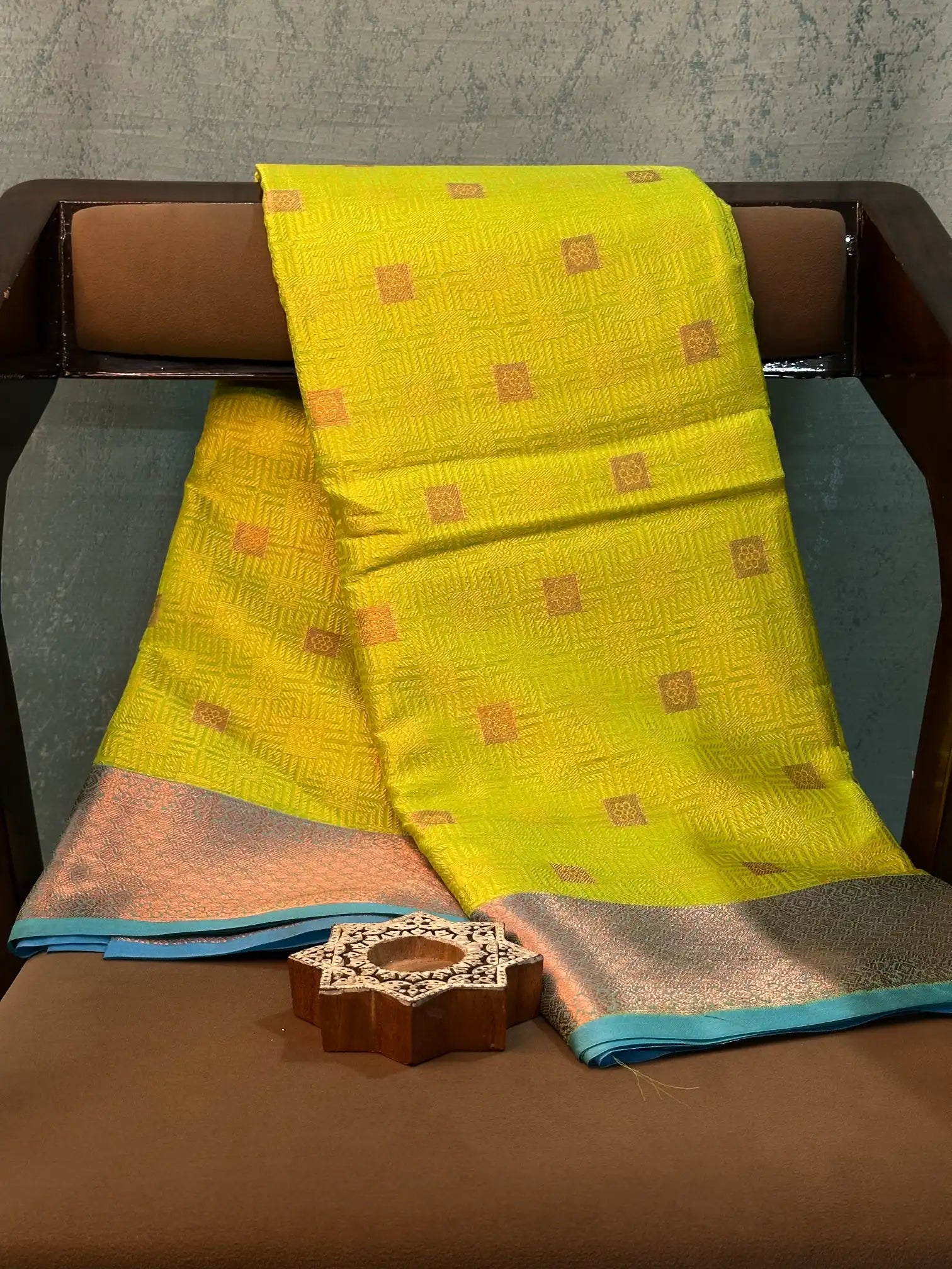 Jacquard Weave Soft Beautiful Banarasi Saree