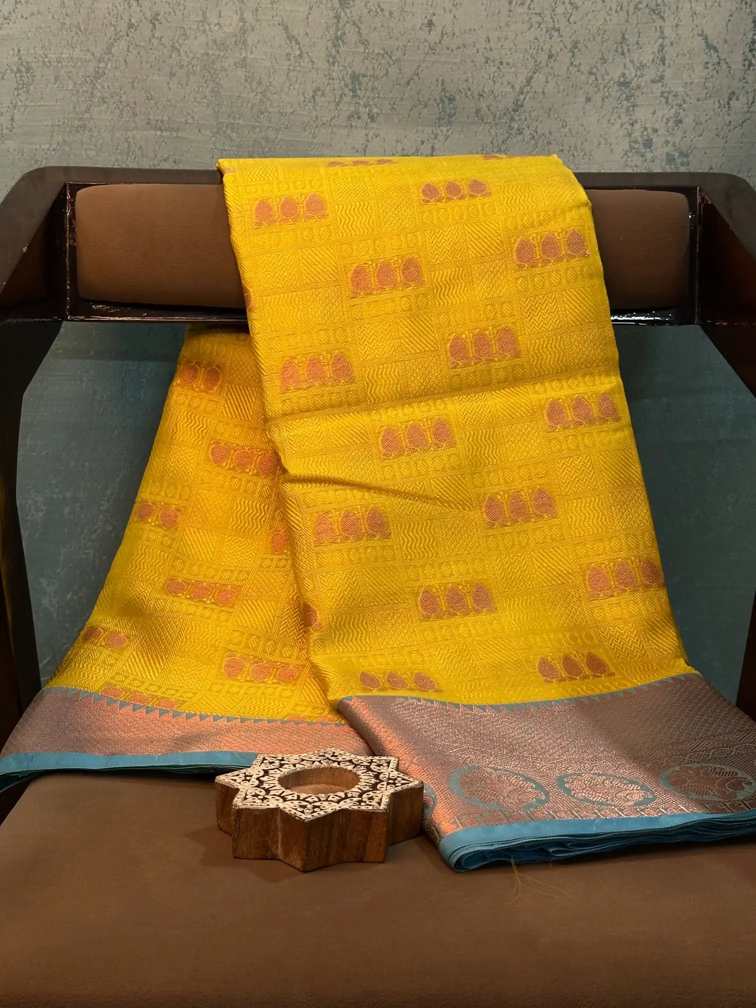 Jacquard Weave Soft Beautiful Banarasi Saree