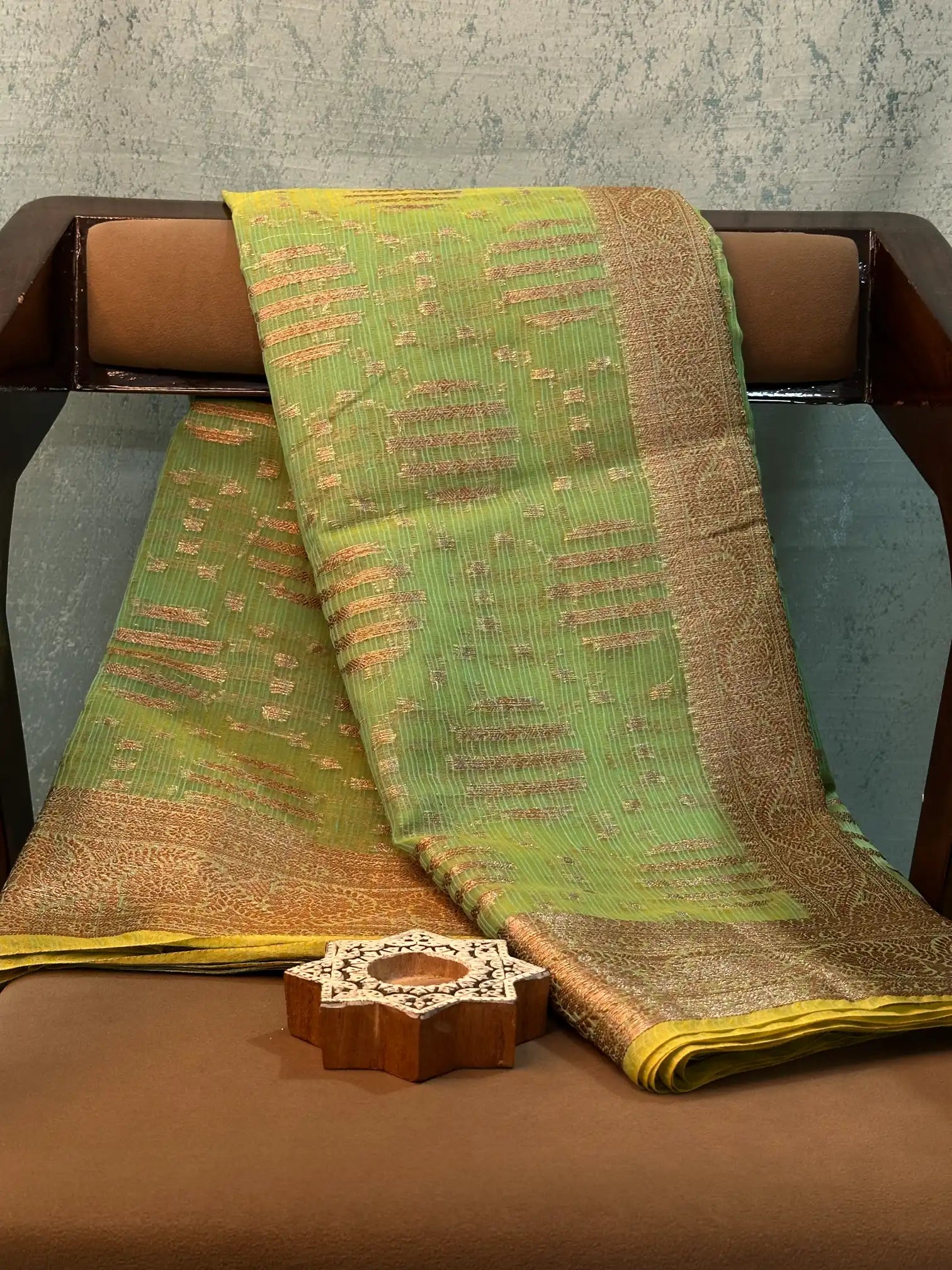 Jacquard Weave Soft Beautiful Banarasi Saree