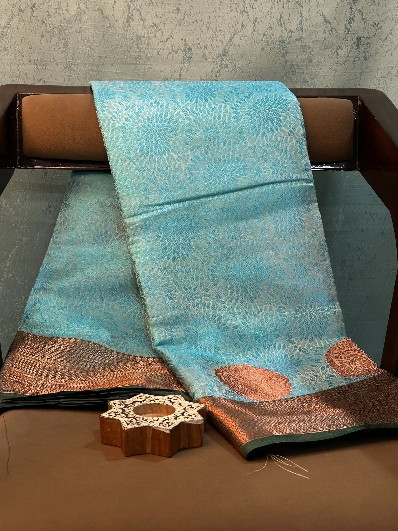Eccentric Weave Softsilk Traditional Banarasi Saree