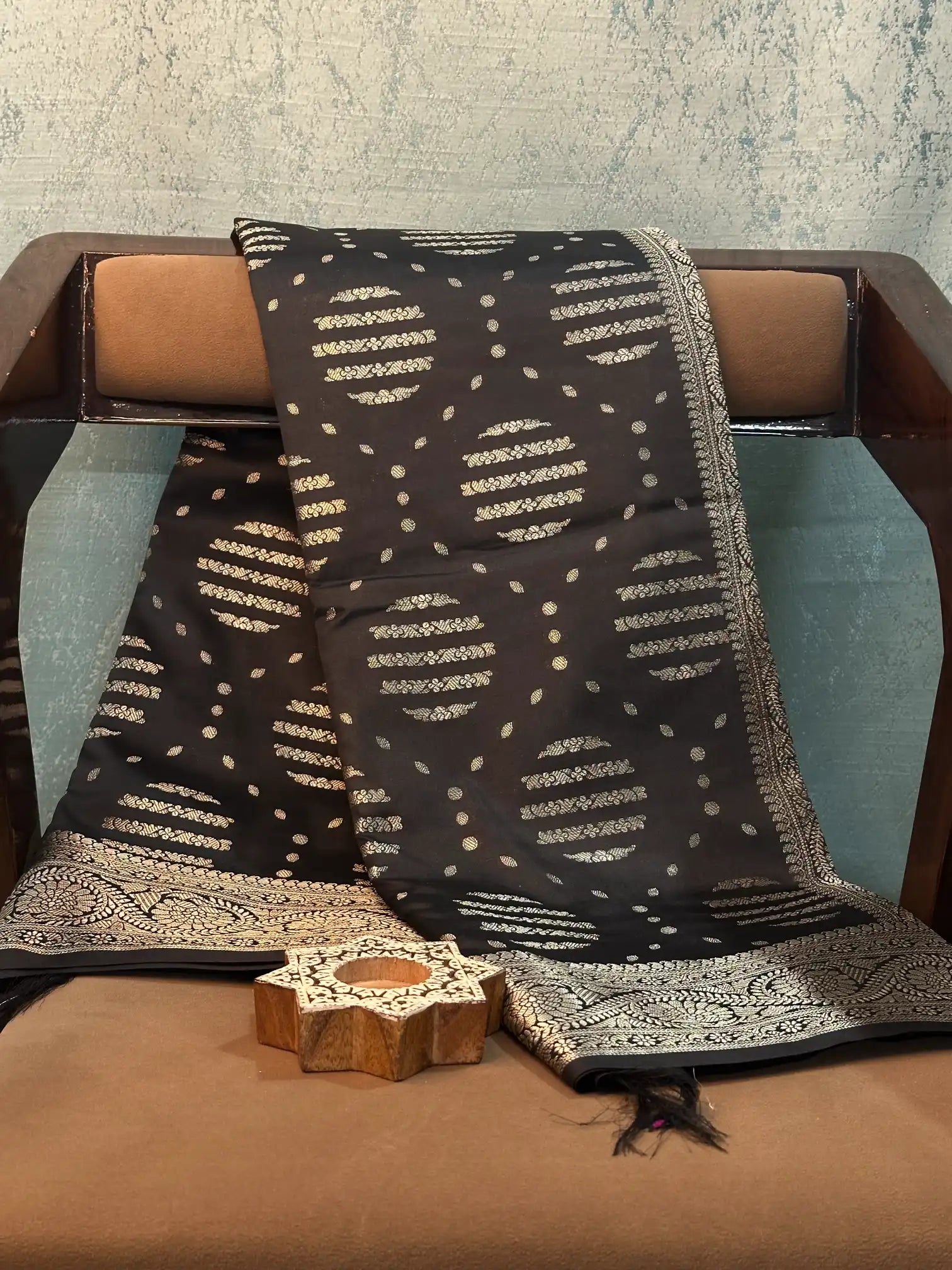 Eccentric Weave Softsilk Traditional Banarasi Saree