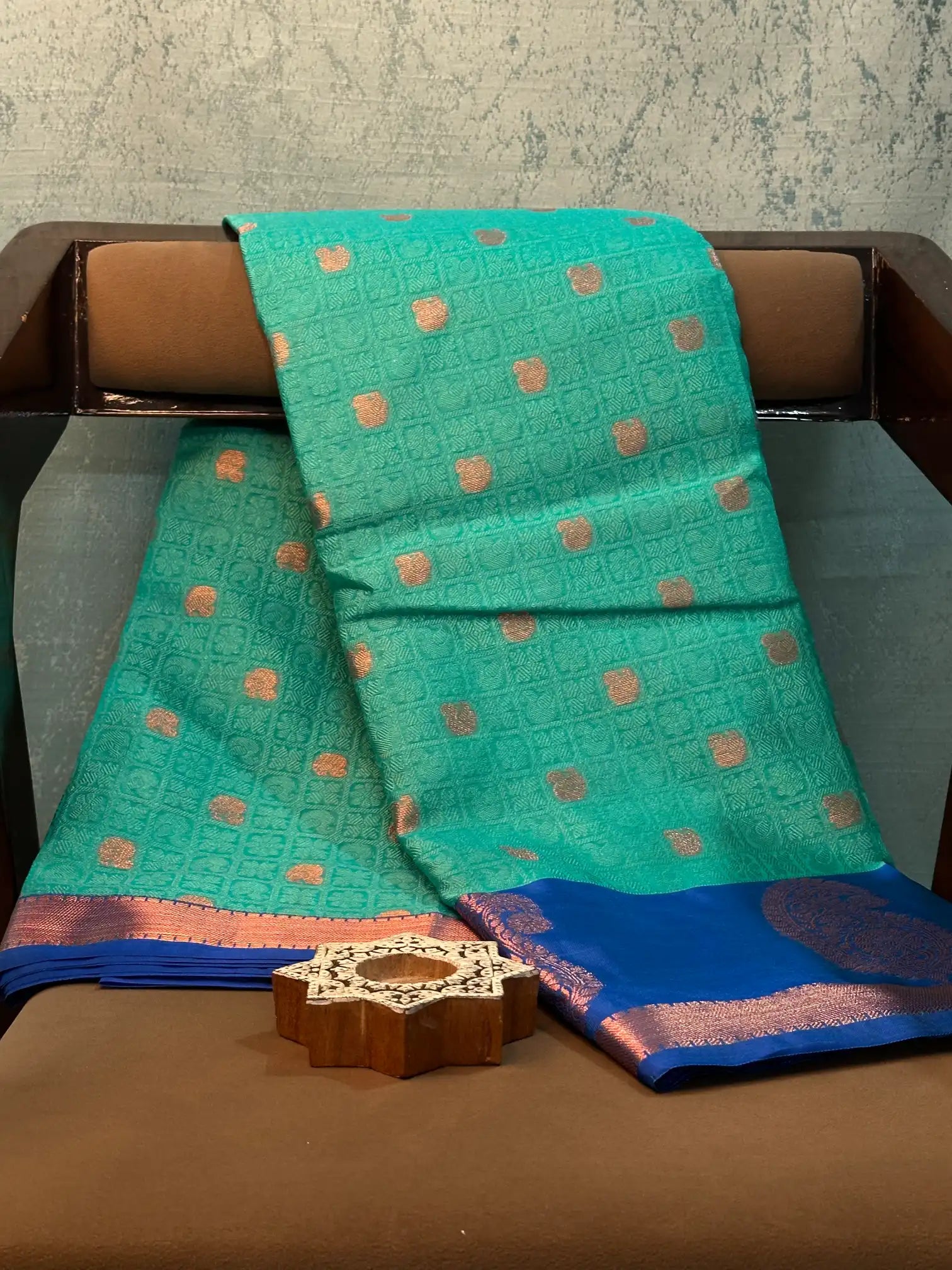 Eccentric Weave Softsilk Traditional Banarasi Saree