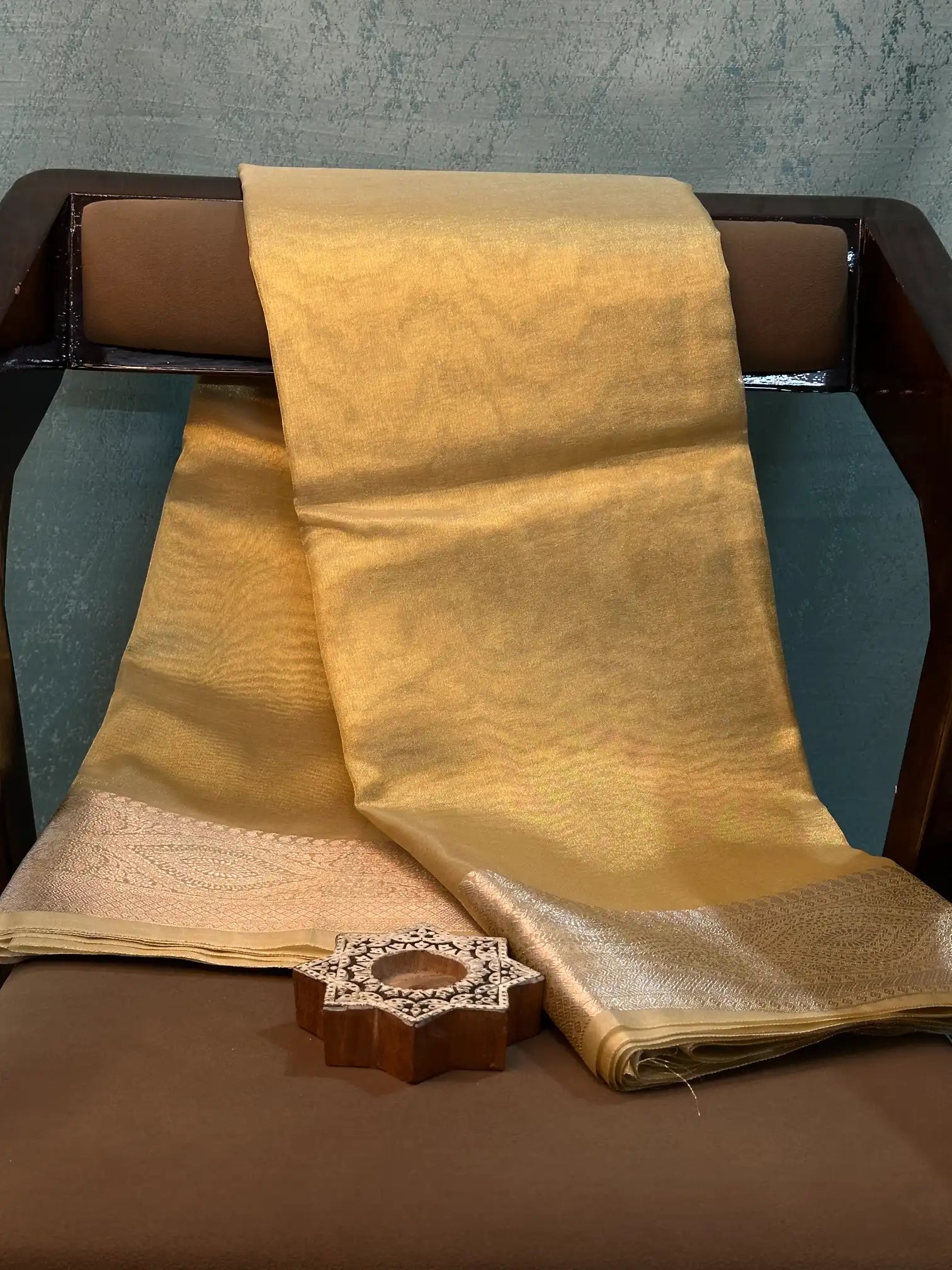 Eccentric Weave Softsilk Traditional Banarasi Saree