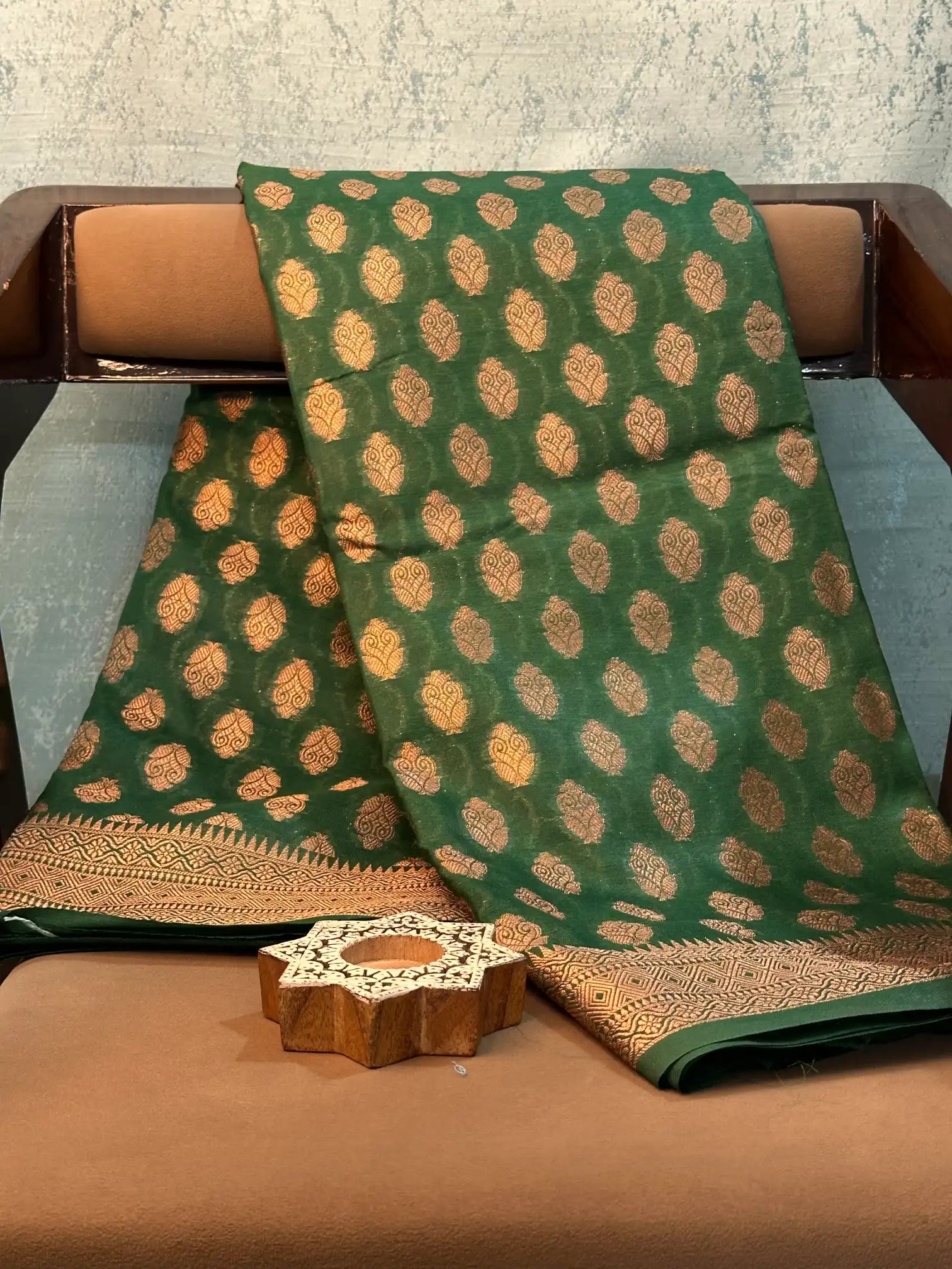 Eccentric Weave Softsilk Traditional Banarasi Saree