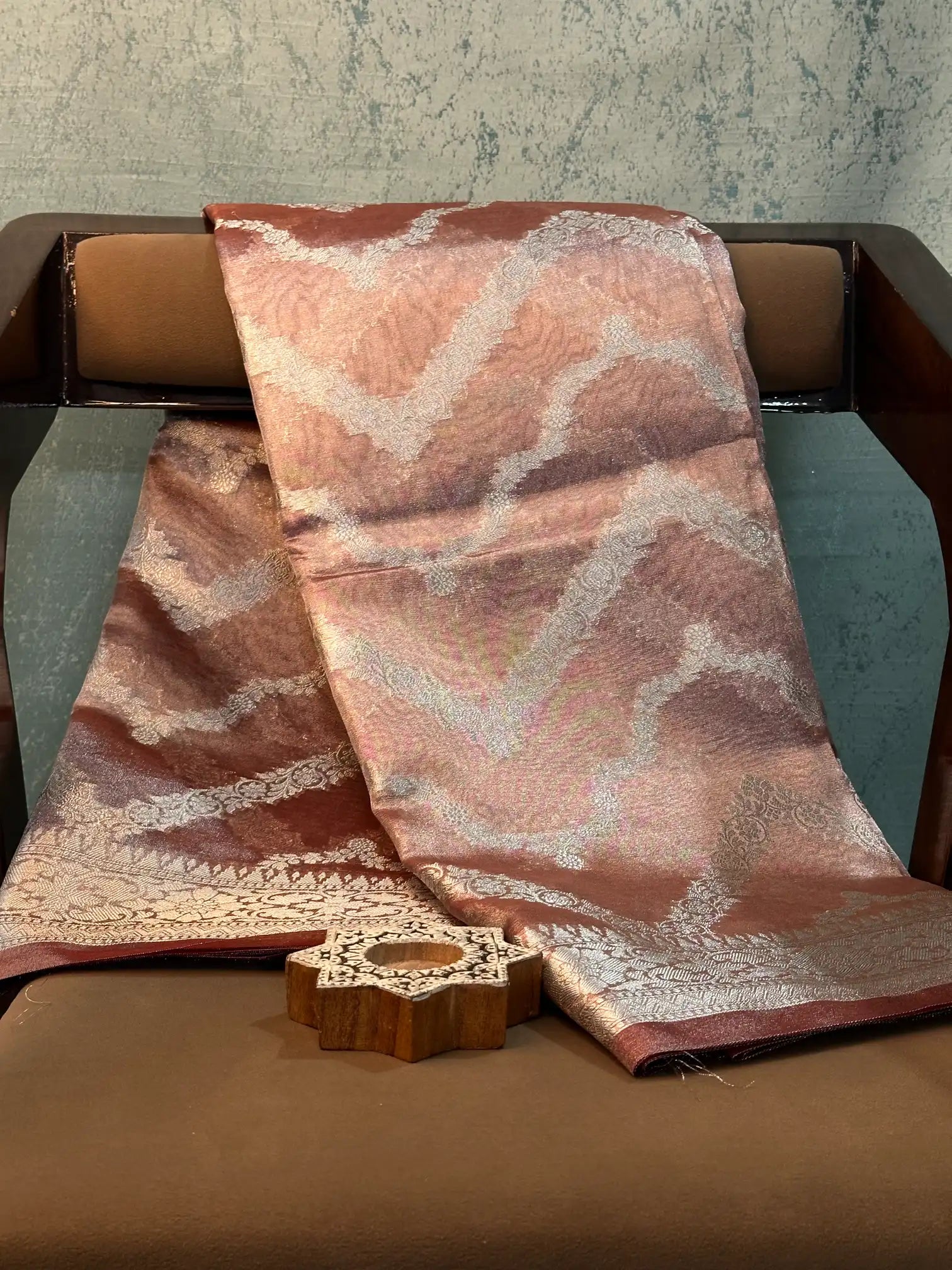 Contemporary Weave Kora Tissue silk Banarasi Saree