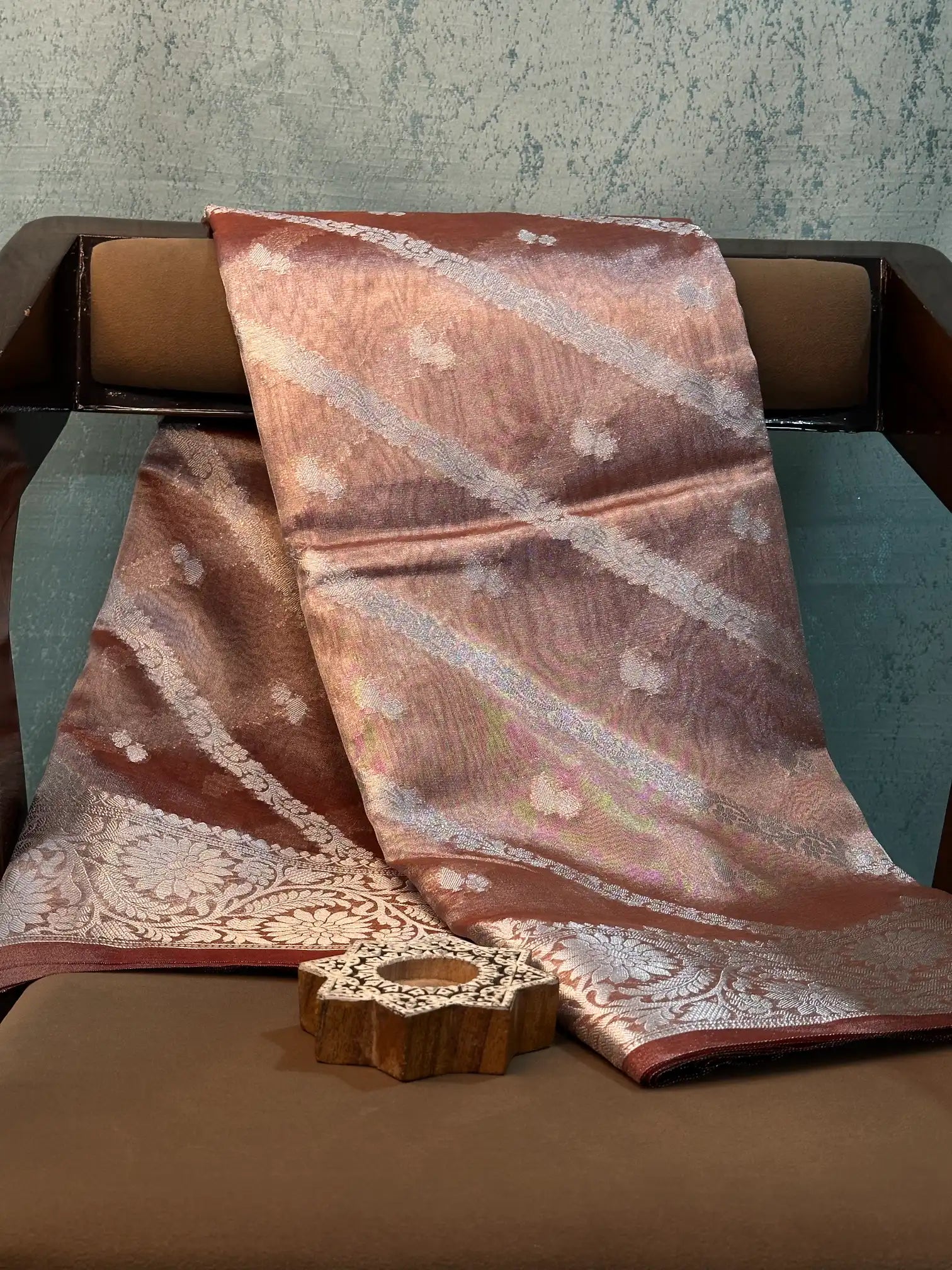 Contemporary Weave Kora Tissue silk Banarasi Saree