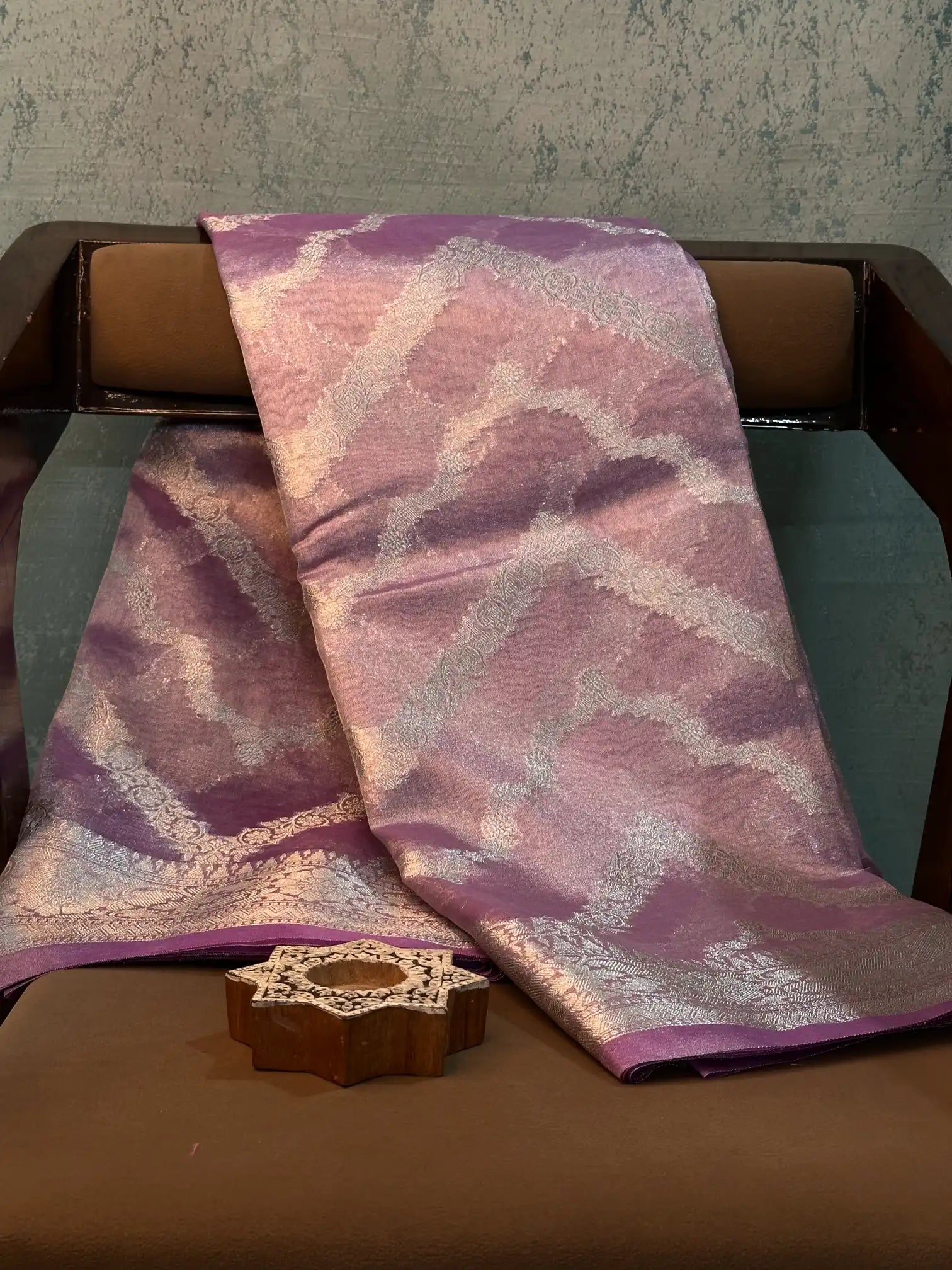 Contemporary Weave Kora Tissue silk Banarasi Saree