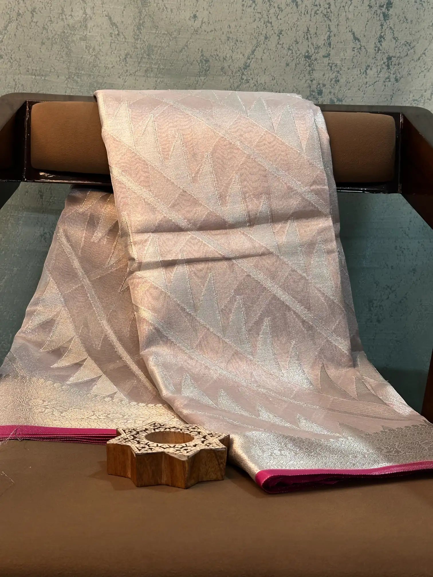 Contemporary Weave Kora Tissue silk Banarasi Saree