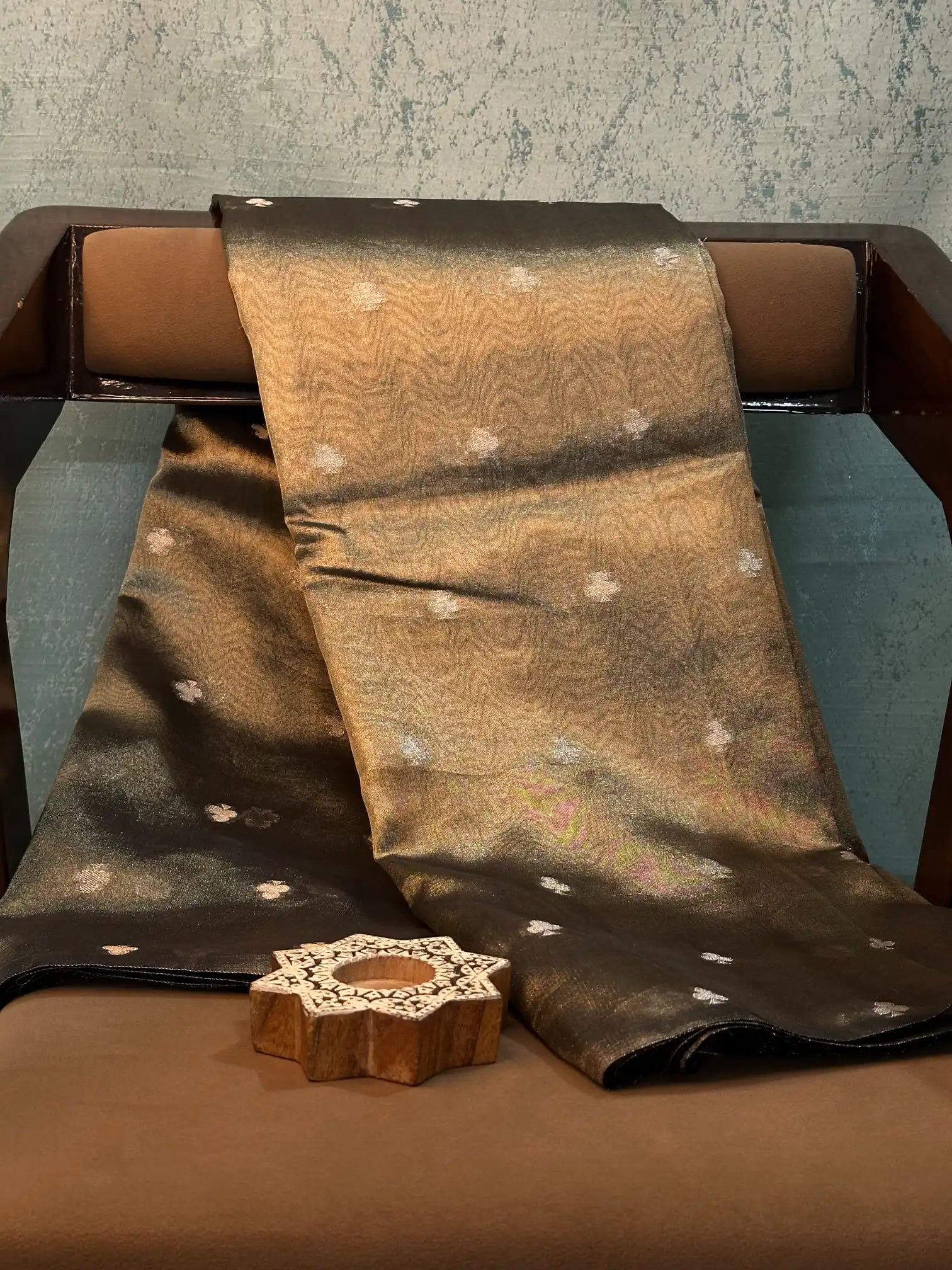 Contemporary Weave Kora Tissue silk Banarasi Saree