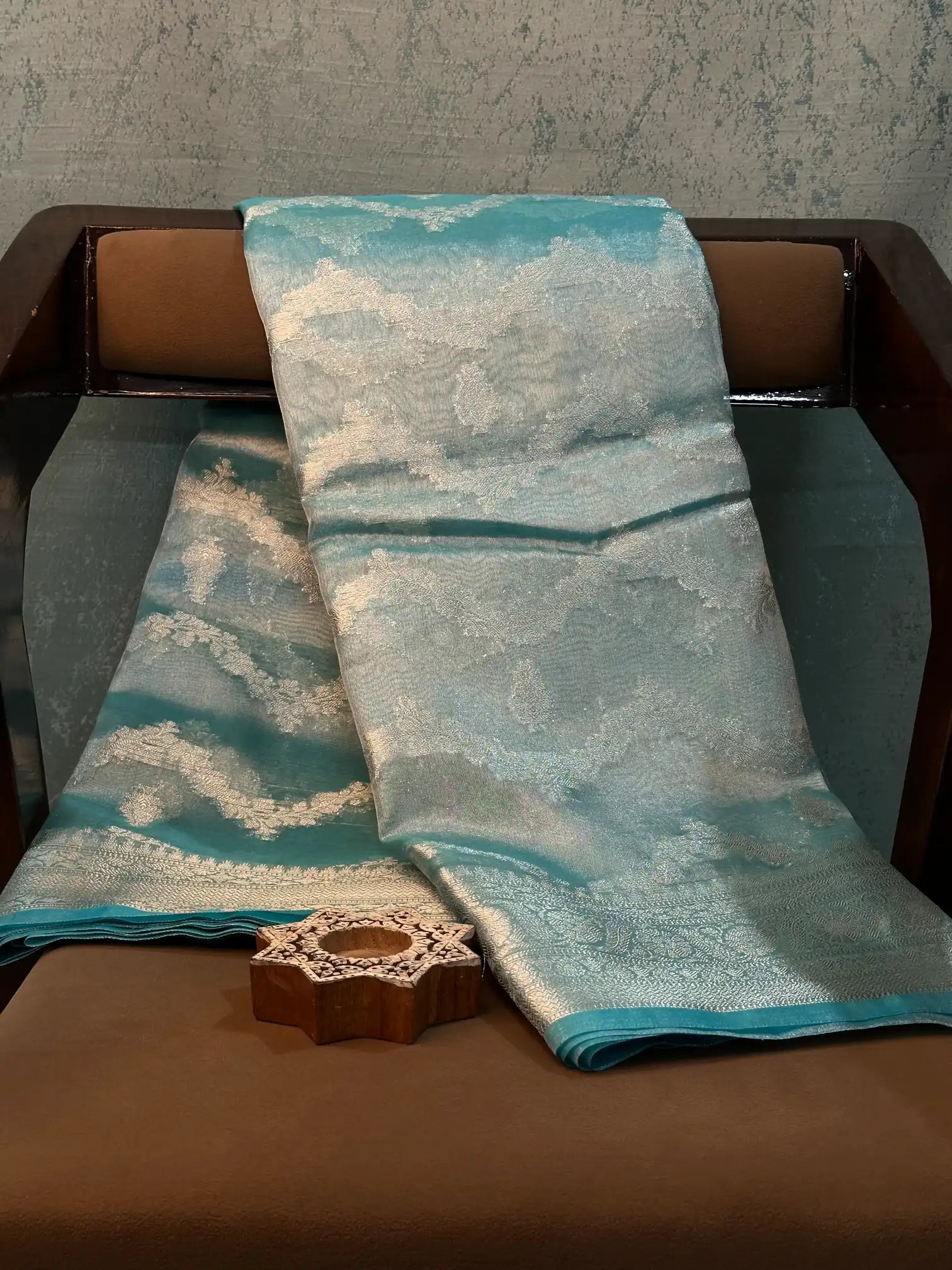 Contemporary Weave Kora Tissue silk Banarasi Saree