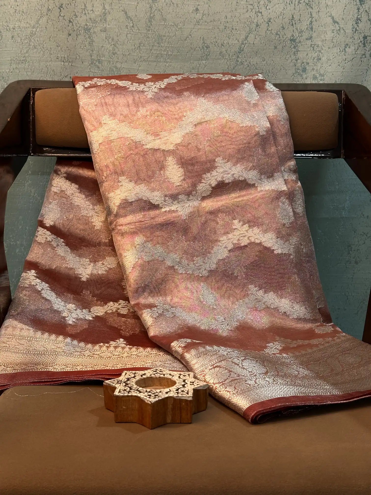 Contemporary Weave Kora Tissue silk Banarasi Saree