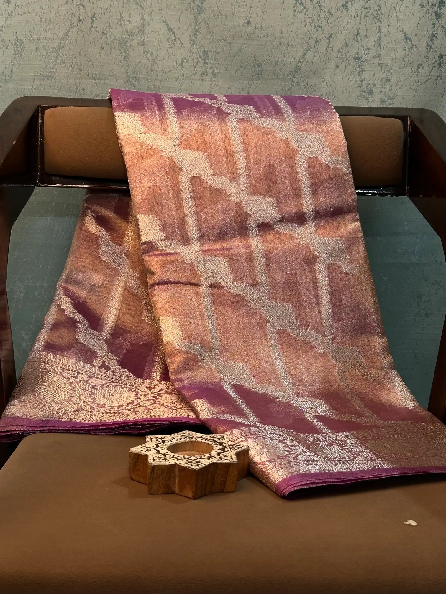 Contemporary Weave Kora Tissue silk Banarasi Saree