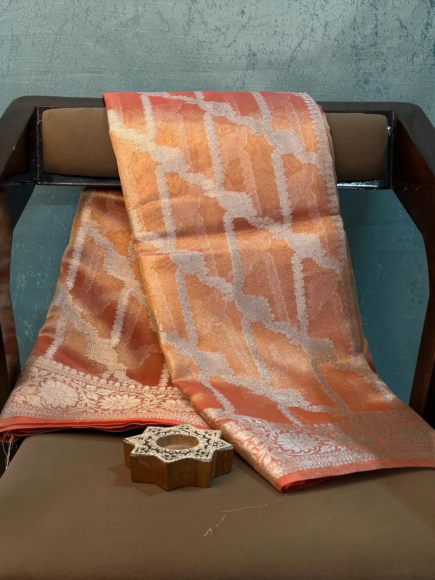 Contemporary Weave Kora Tissue silk Banarasi Saree