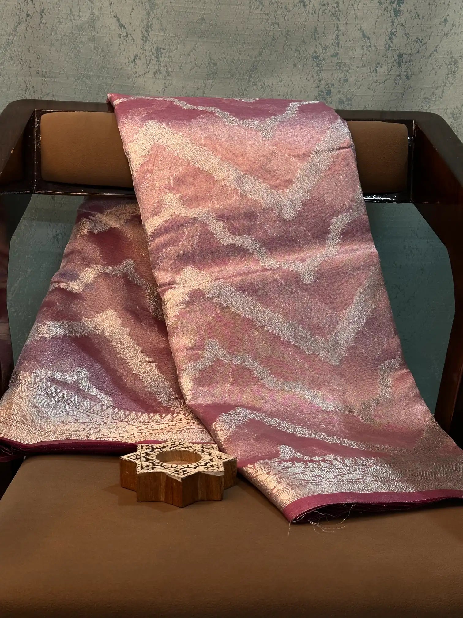 Contemporary Weave Kora Tissue silk Banarasi Saree