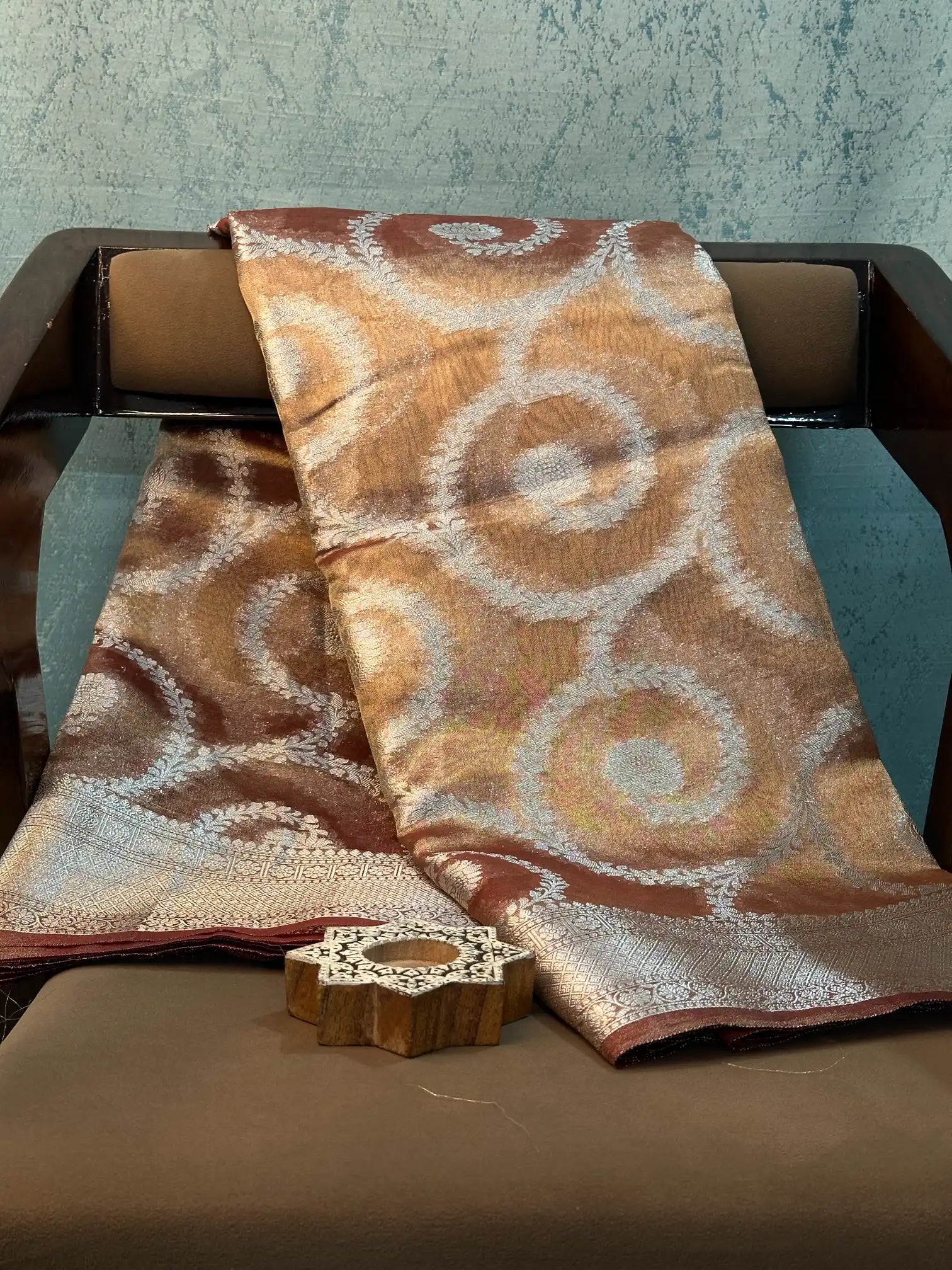 Contemporary Weave Kora Tissue silk Banarasi Saree