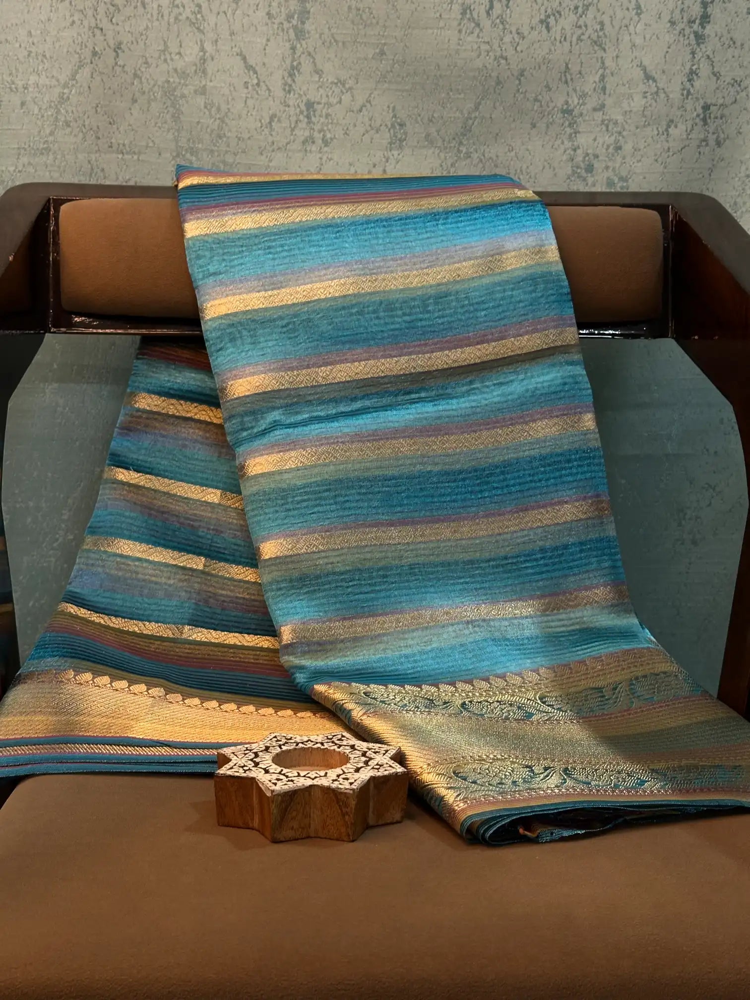 Contemporary Weave Kora Tissue silk Banarasi Saree