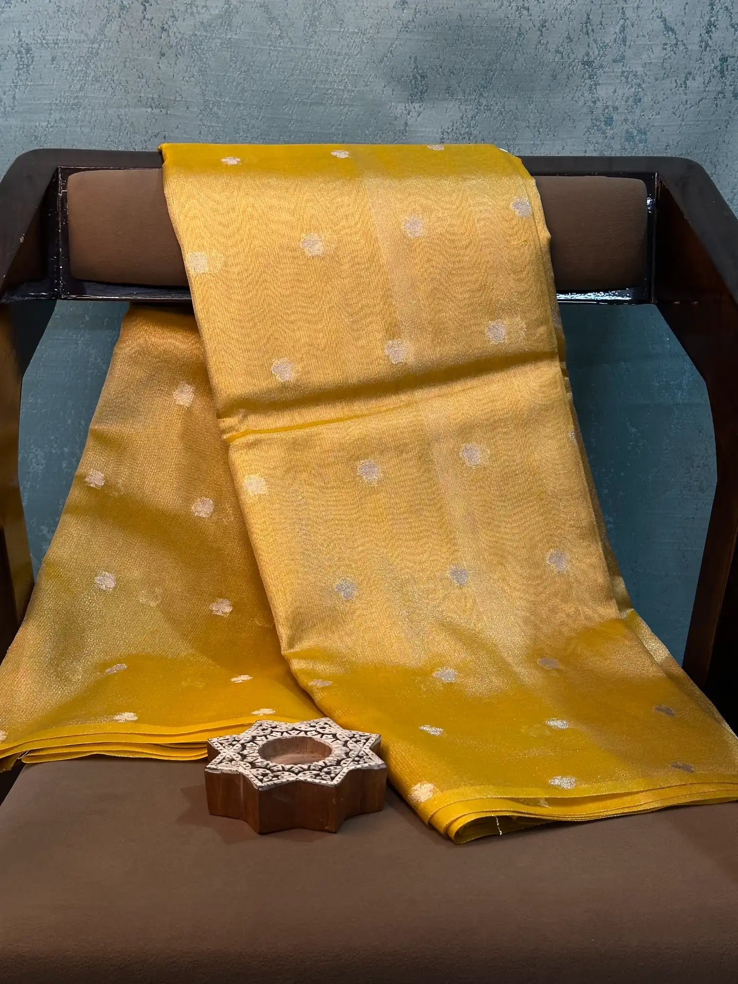 Contemporary Weave Kora Tissue silk Banarasi Saree