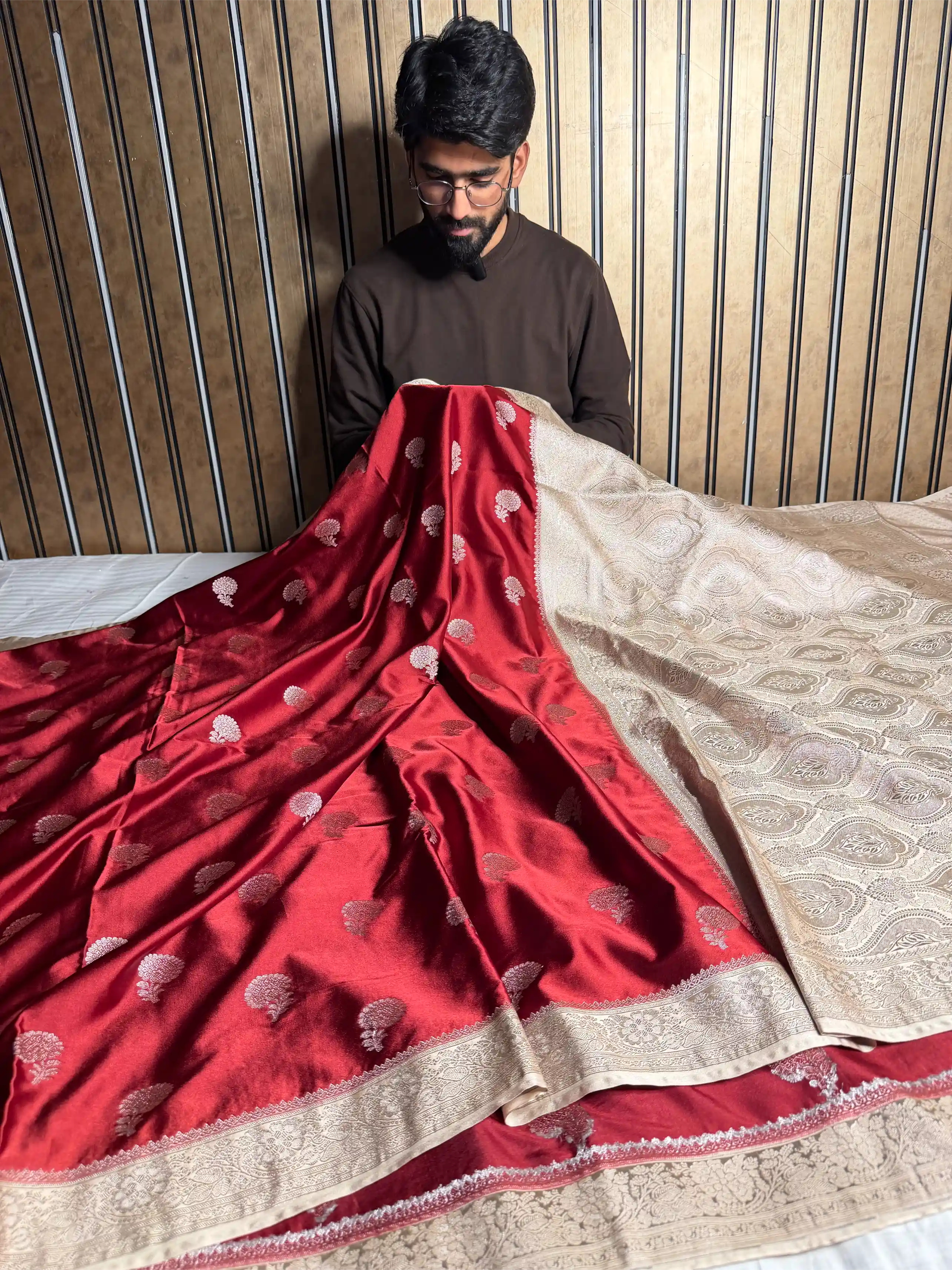 Maroon-Beige Contrast Shade Mashru Katan Silk Traditional Banarasi Saree