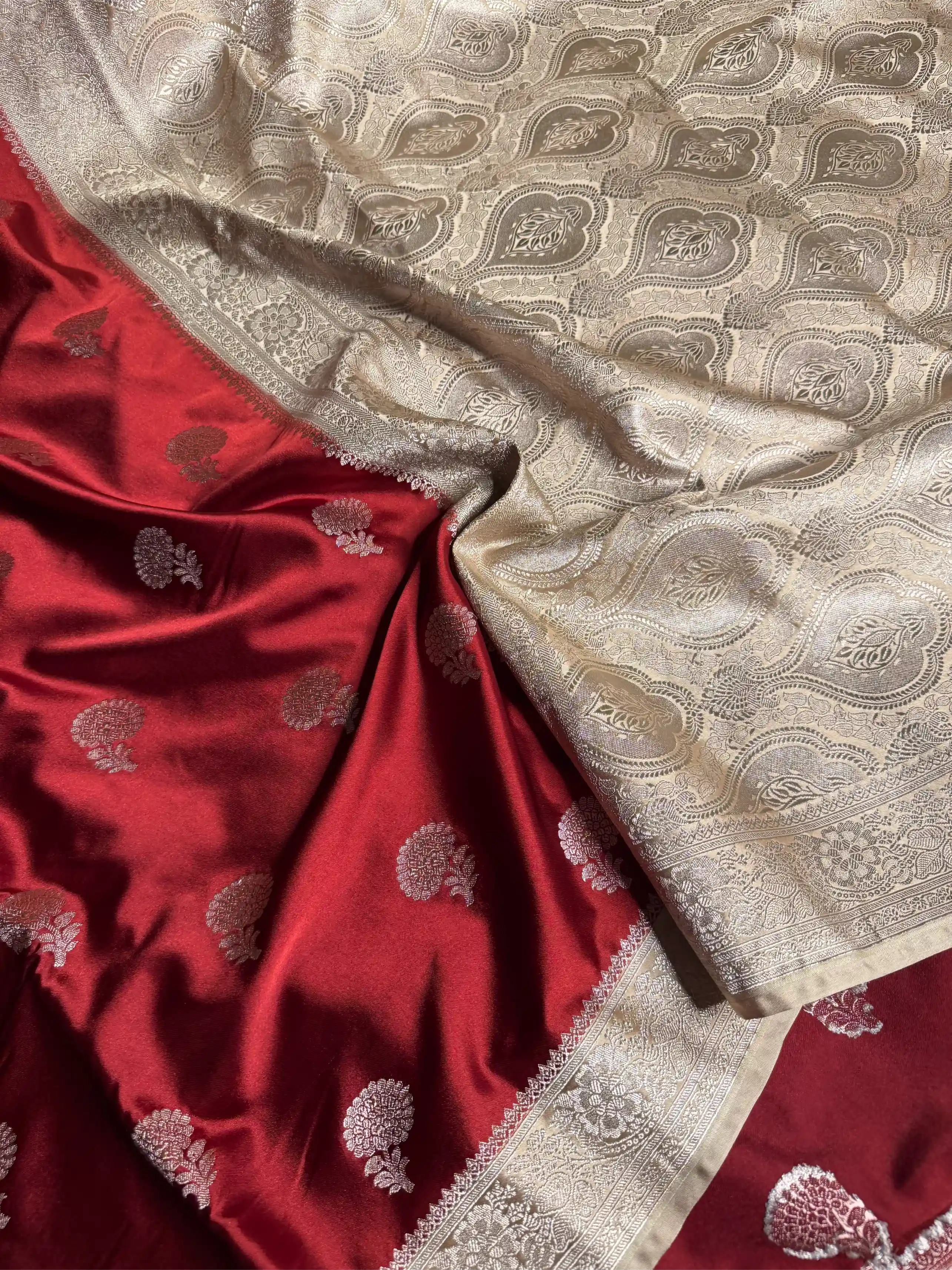Maroon-Beige Contrast Shade Mashru Katan Silk Traditional Banarasi Saree